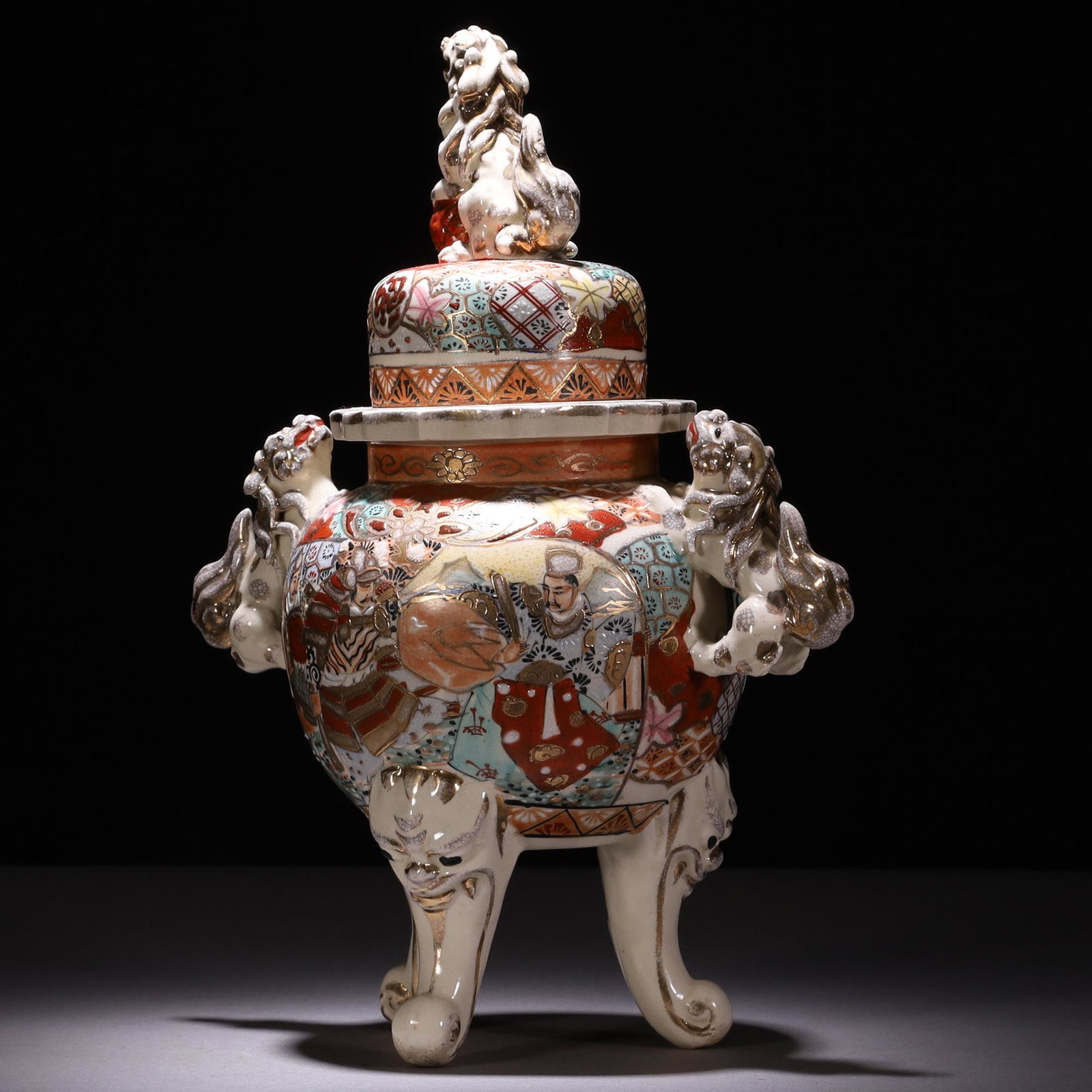 Japanese Satsuma Vase with Foo Dogs (1 of 8)