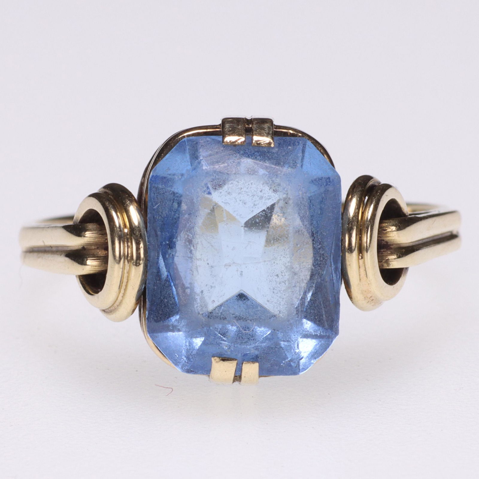 Art Deco 14 KT Gold Aquamarine Ring (1 of 7)