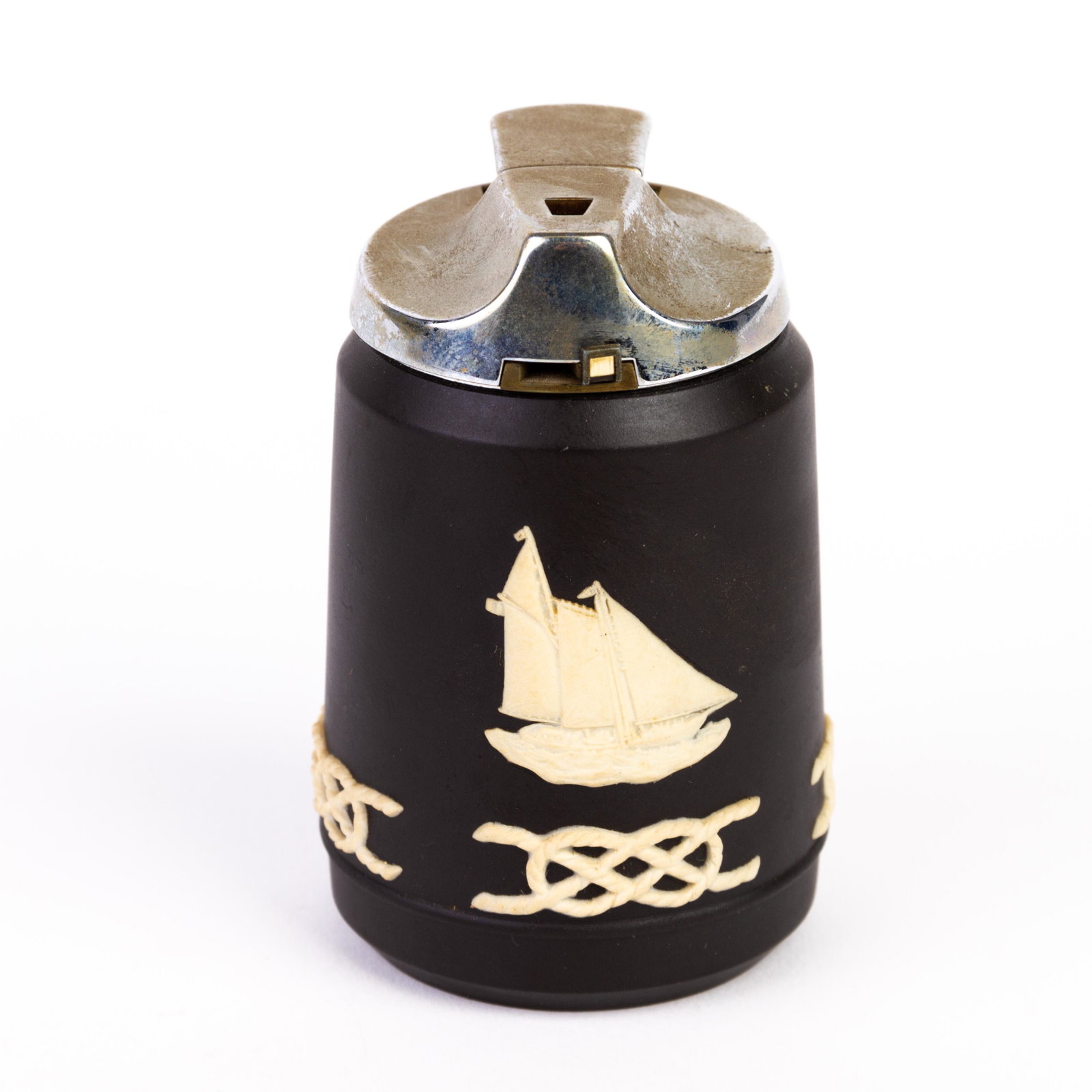 Wedgwood Black Basalt Nautical Yacht Table Lighter: DIMENSIONS APPROX 5.5x5.5x9CM. Please carefully study all photographs to get an accurate idea of the object. In good condition, as seen. Shipping is in-house and we ship internationally to US and rest
