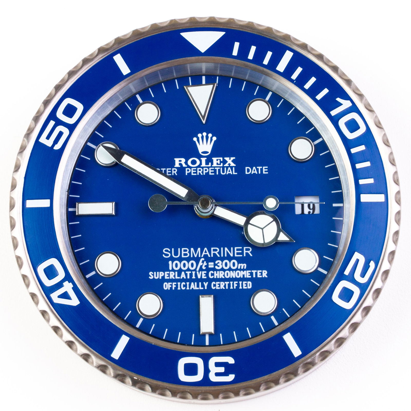 ROLEX Oyster Perpetual Submariner Dealer's Wall Clock: DIMENSIONS APPROX 25x25x5.5CM. Please carefully study all photographs to get an accurate idea of the object. In good condition, as seen. Shipping is in-house and we ship internationally to US and rest