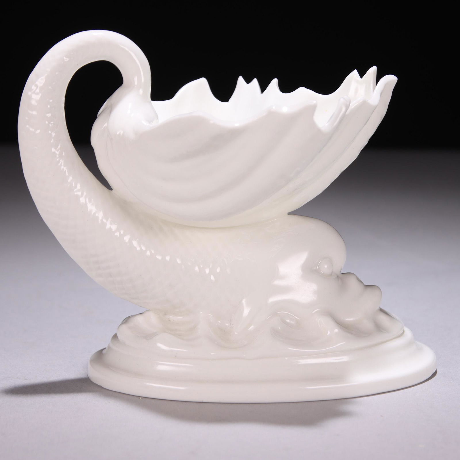 Royal Worcester Porcelain Shell Bowl 19th Century (1 of 7)