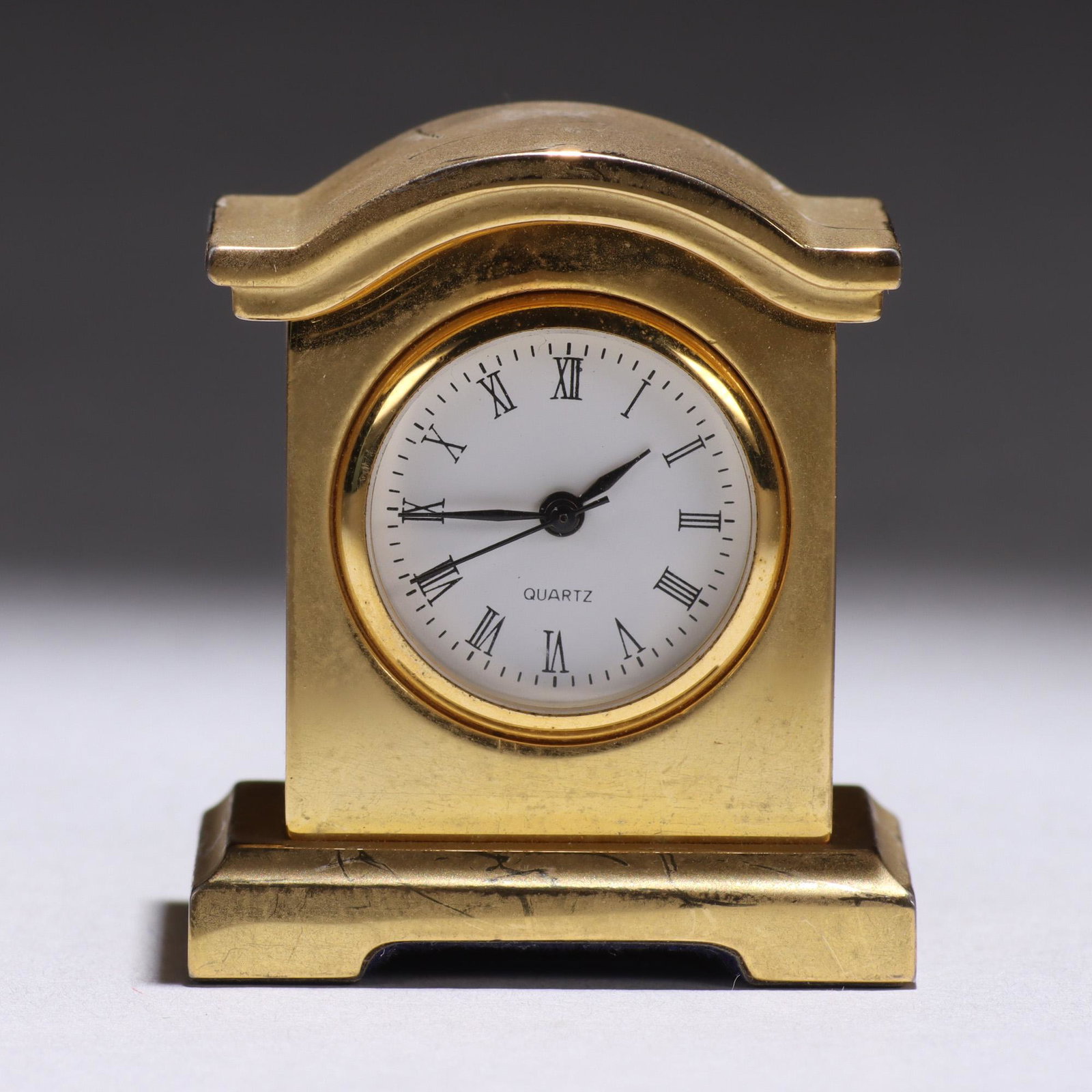 Miniature Clock: MEASURING APPROX 4 X 3.5CM. Please study all photographs carefully to get an accurate representation of the item. We offer in-house shipping internationally (US and rest of the world. Dispatched from 