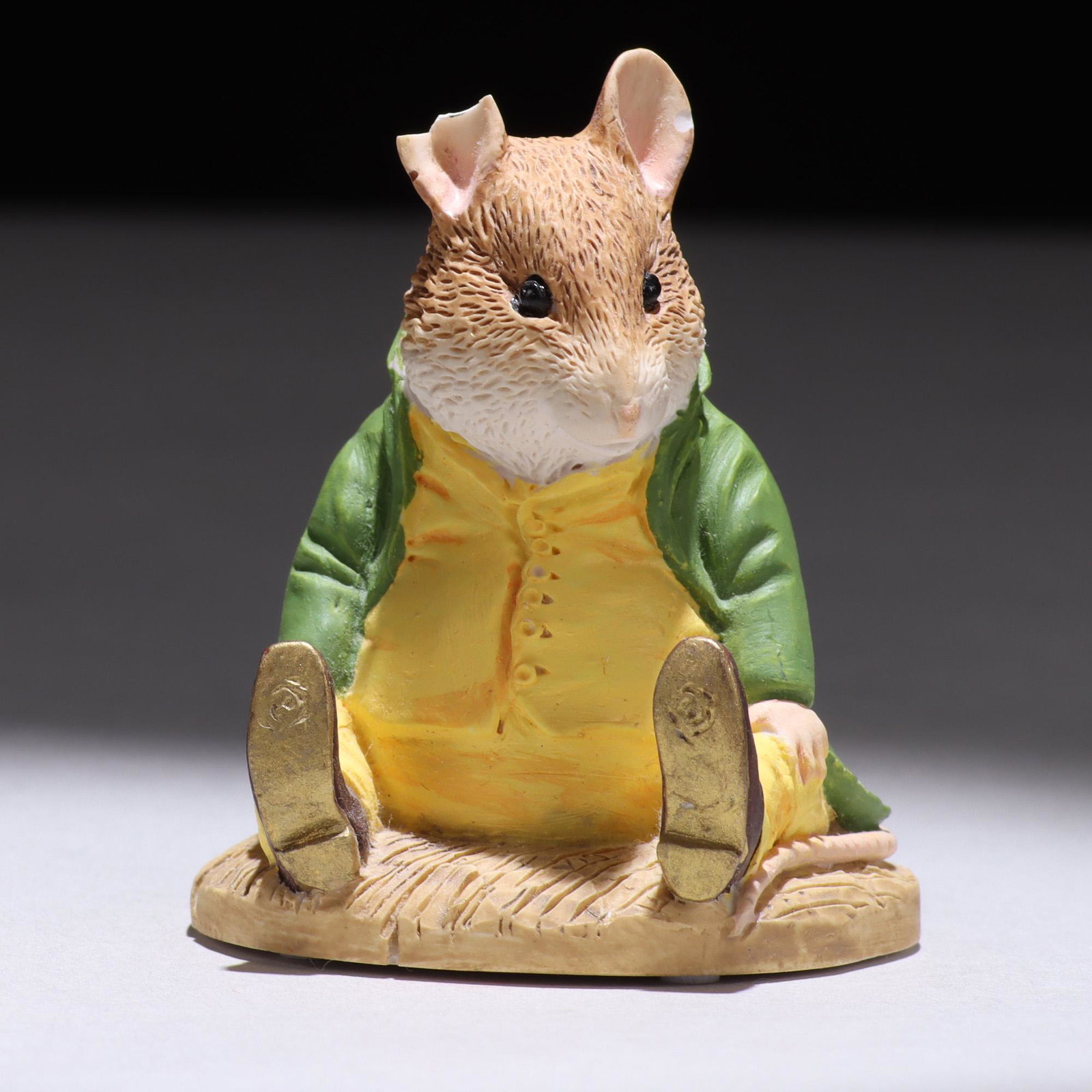 Peter Rabbit Beatrix Potter Sculpture Limited Edition: MEASURING APPROX 5.5 X 4CM. Please study all photographs carefully to get an accurate representation of the item. We offer in-house shipping internationally (US and rest of the world. Dispatched from