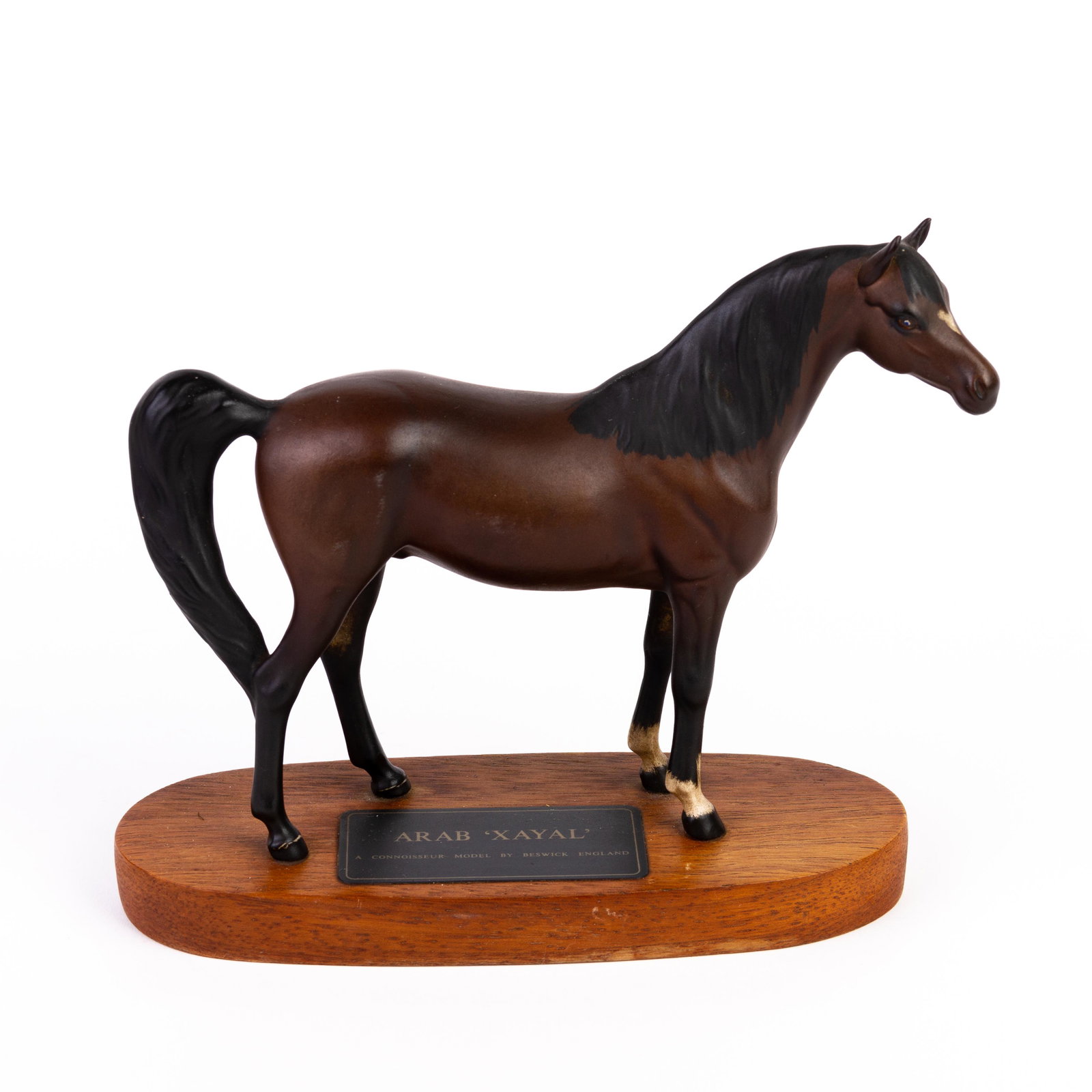 Arab Yaxal Beswick Horse Porcelain Model: DIMENSIONS APPROX 20x7x18CM. Please carefully study all photographs to get an accurate idea of the object. In good condition, as seen. Shipping is in-house and we ship internationally to US and rest o