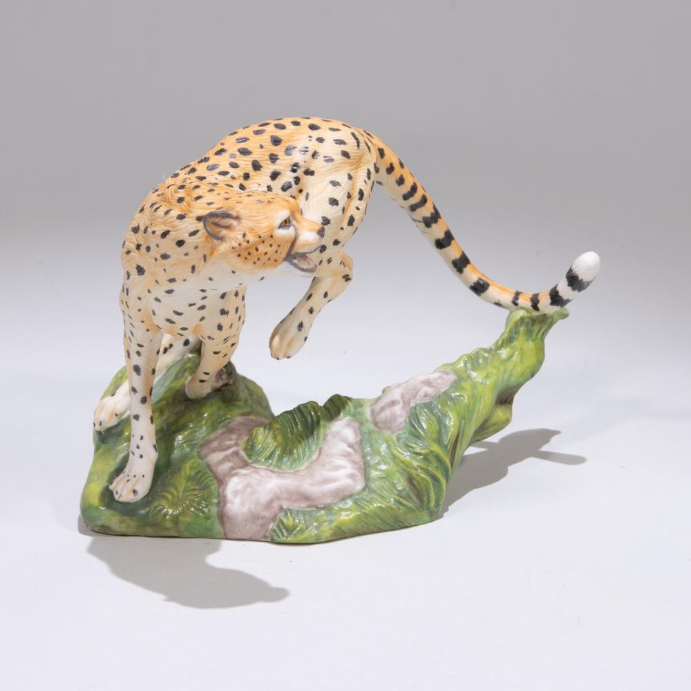 Franklin Mint Fine Porcelain Figure of Cheetah (1 of 6)