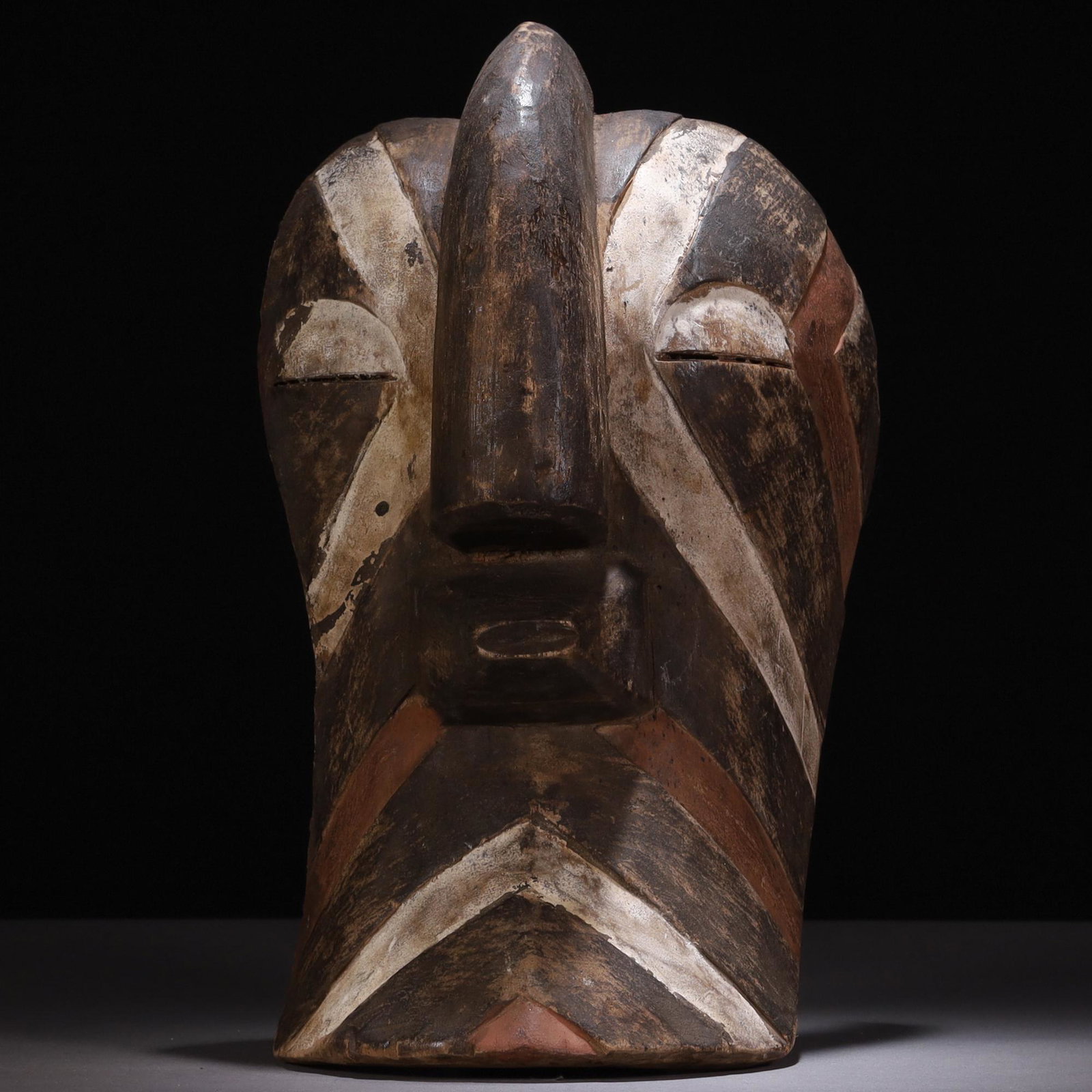 Antique African 19th Century Tribal Wood Mask: MEASURING APPROX 34 X 22 X 12.5CM. Please carefully study all photographs to get an accurate idea of the object. In good condition, as seen. Shipping is in-house and we ship internationally to US and 