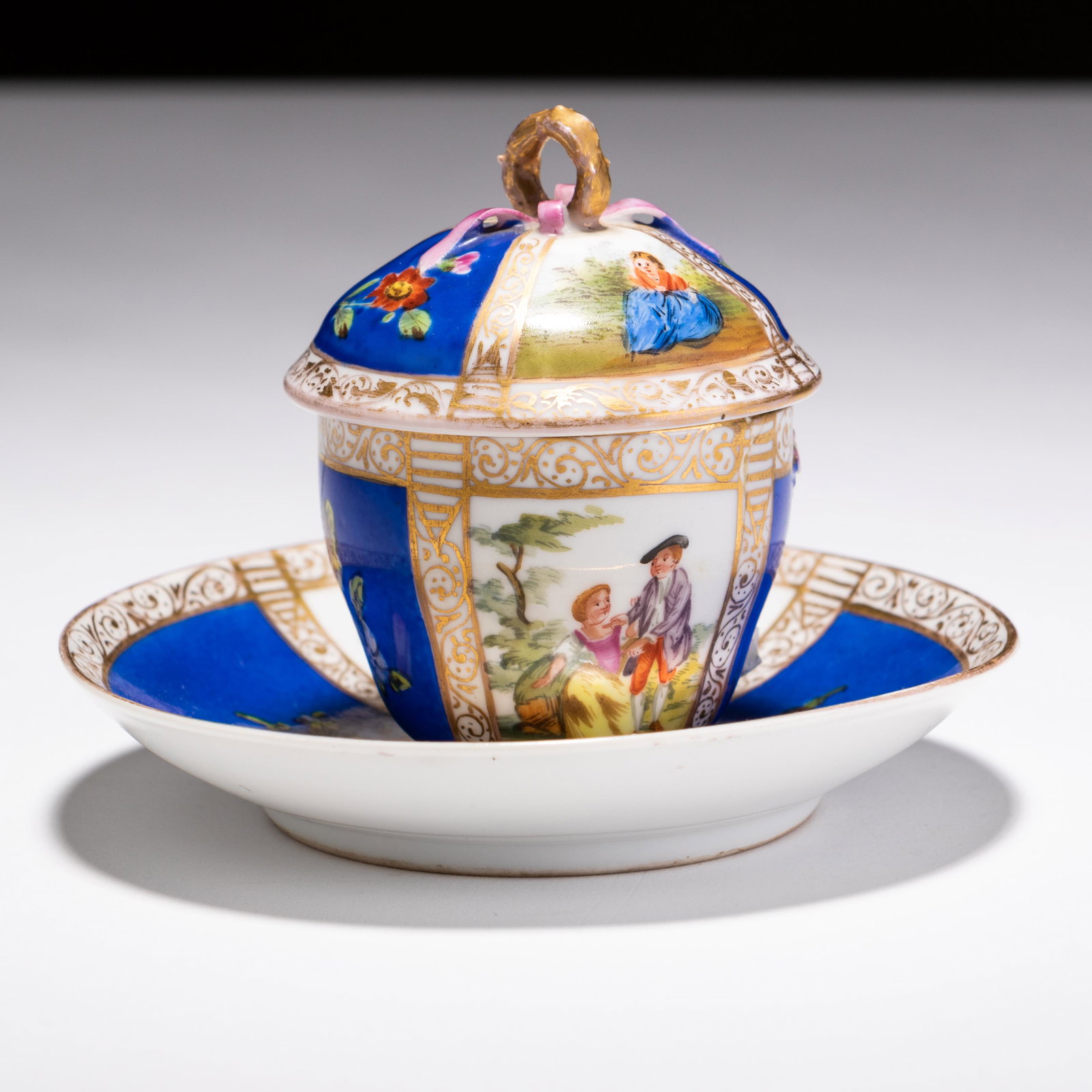 Meissen Augustus Rex Porcelain Custard Cup 19th C (1 of 8)