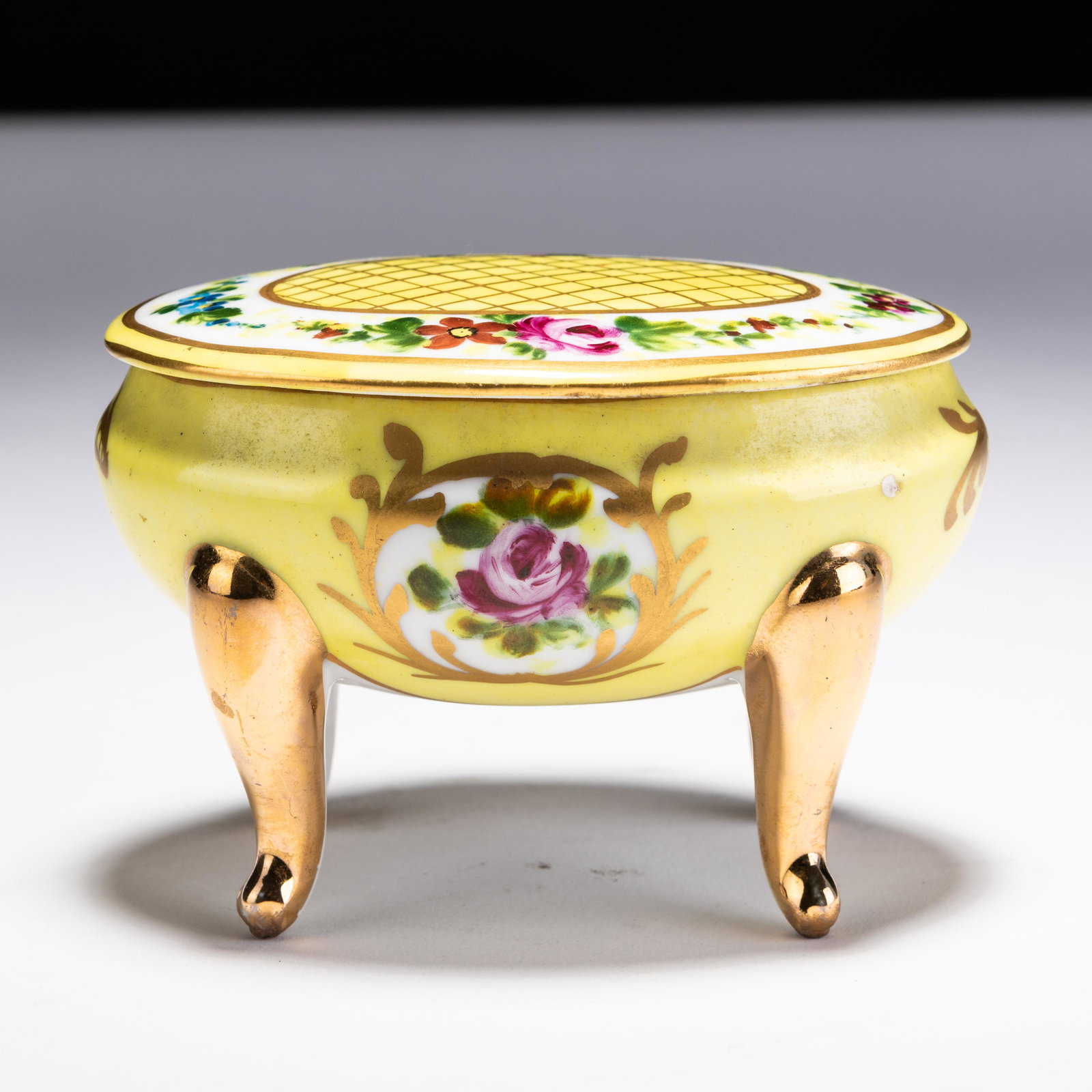 Limoges 24 KT Gold Porcelain French Trinket Box (1 of 6)