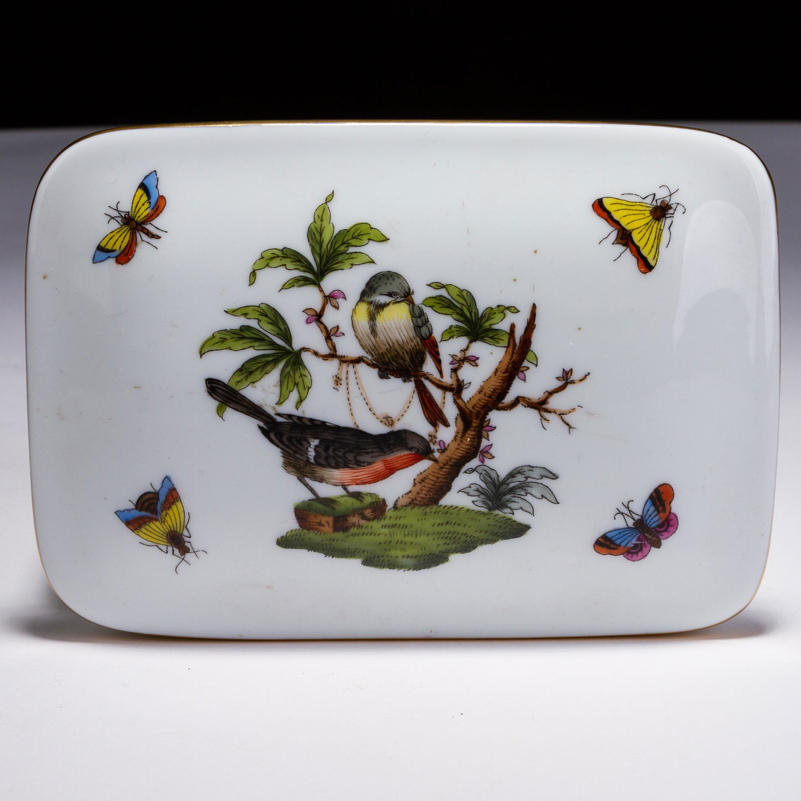 Herend Hungary Porcelain Trinket Box with Painted Birds (1 of 6)