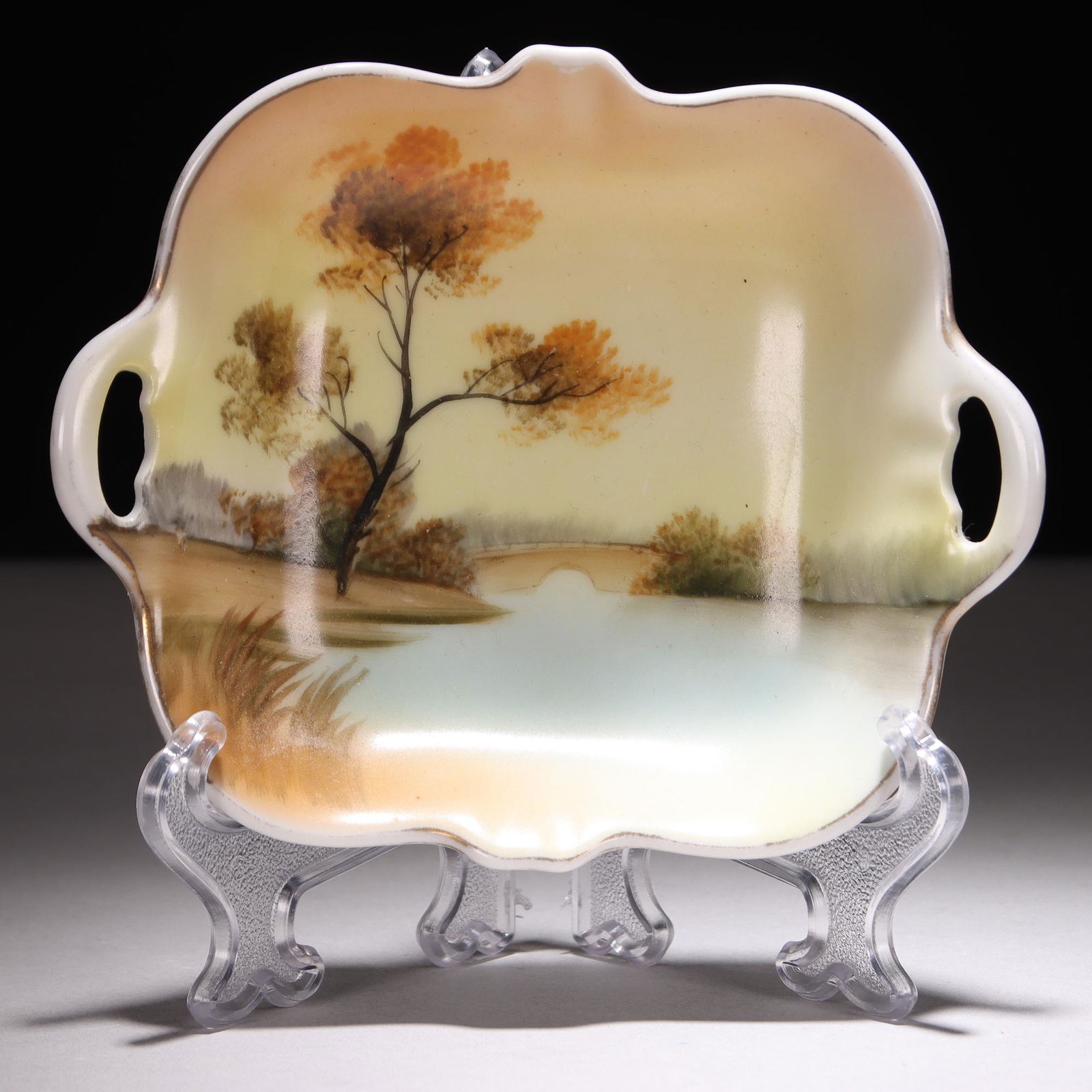 Noritake Japanese Porcelain Tray: MEASURING APPROX 12.5 X 11CM. Please study all photographs carefully to get an accurate representation of the item. We offer in-house shipping internationally (US and rest of the world. Dispatched fro