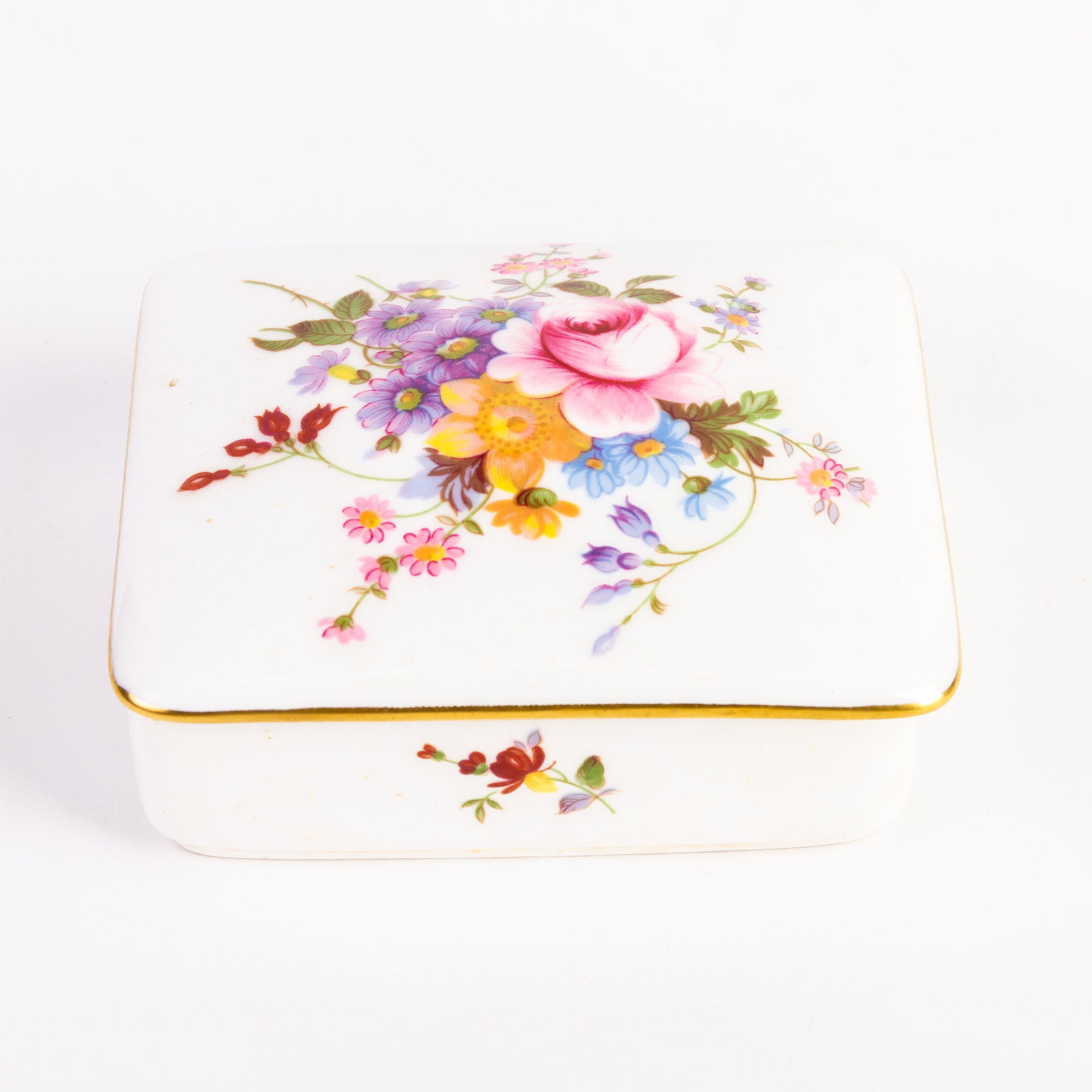Royal Crown Derby Porcelain Lidded Trinket Box: DIMENSIONS APPROX 11.5x10x5CM. Please carefully study all photographs to get an accurate idea of the object. In good condition, as seen. Shipping is in-house and we ship internationally to US and rest