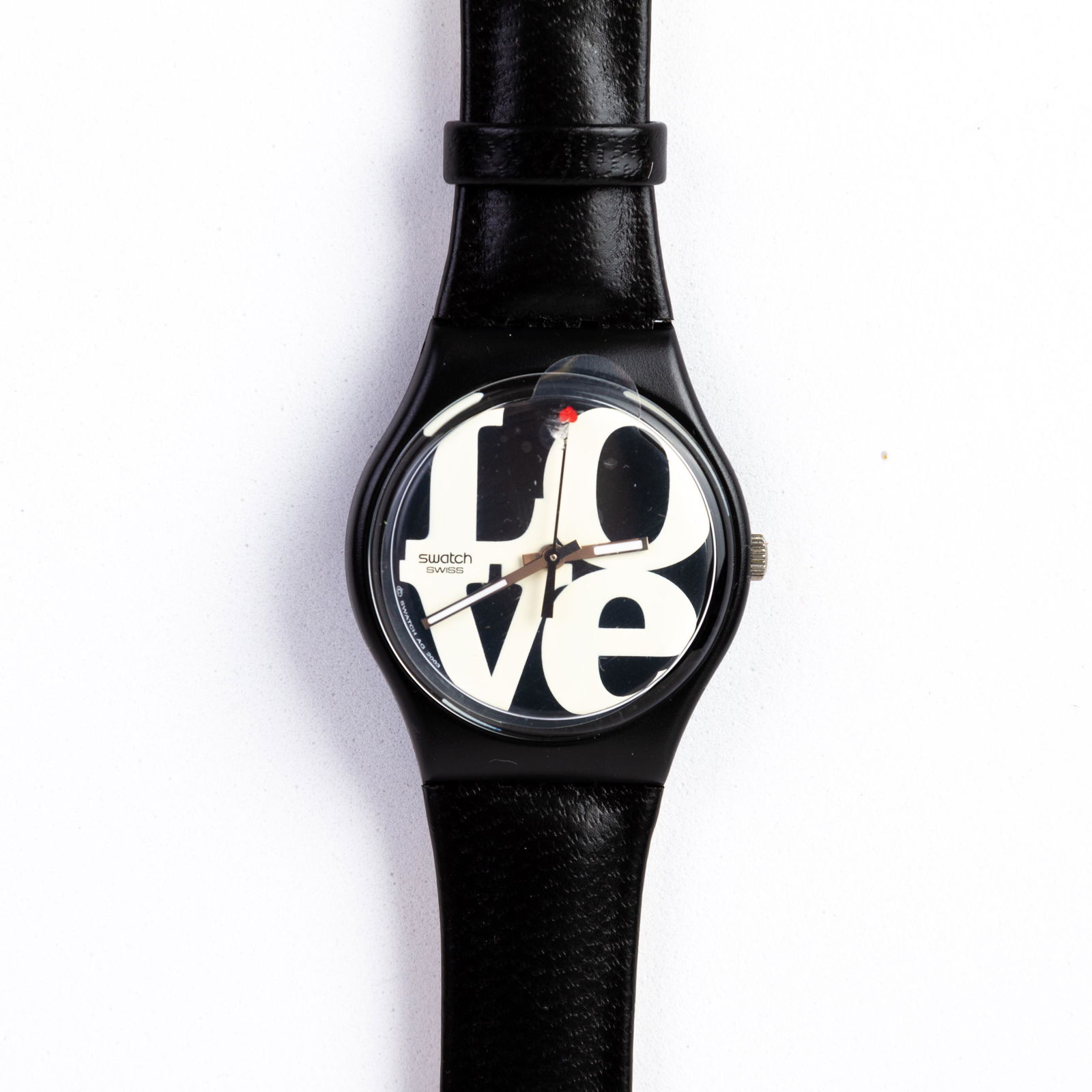 Swatch Collector's Vintage Watch "Enigmatic Love" Gift Set: DIMENSIONS APPROX 22.5x3.5x1CM. Please carefully study all photographs to get an accurate idea of the object. In good condition, as seen. Shipping is in-house and we ship internationally to US and res