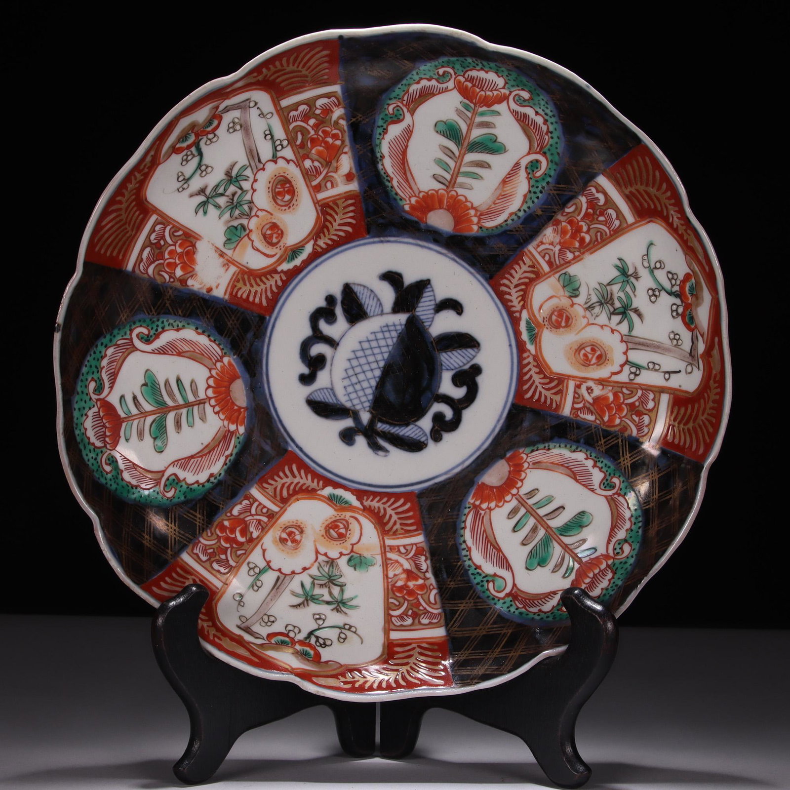 Japanese Imari Porcelain Meiji Plate: DIMENSIONS APPROX 24 X 4.2CM. Please study all photographs carefully to get an accurate representation of the item. Please message us for information on dimensions/condition report. We offer in-house 