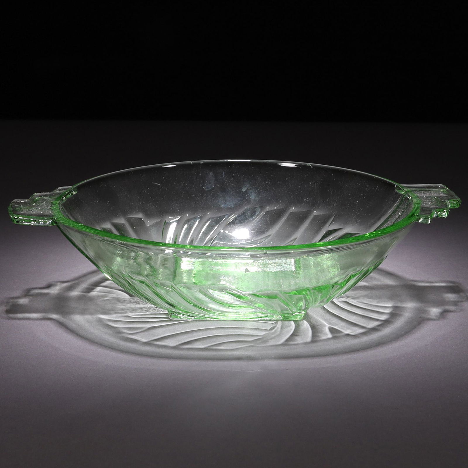 Uranium Glass Art Deco Intaglio Bowl (1 of 6)