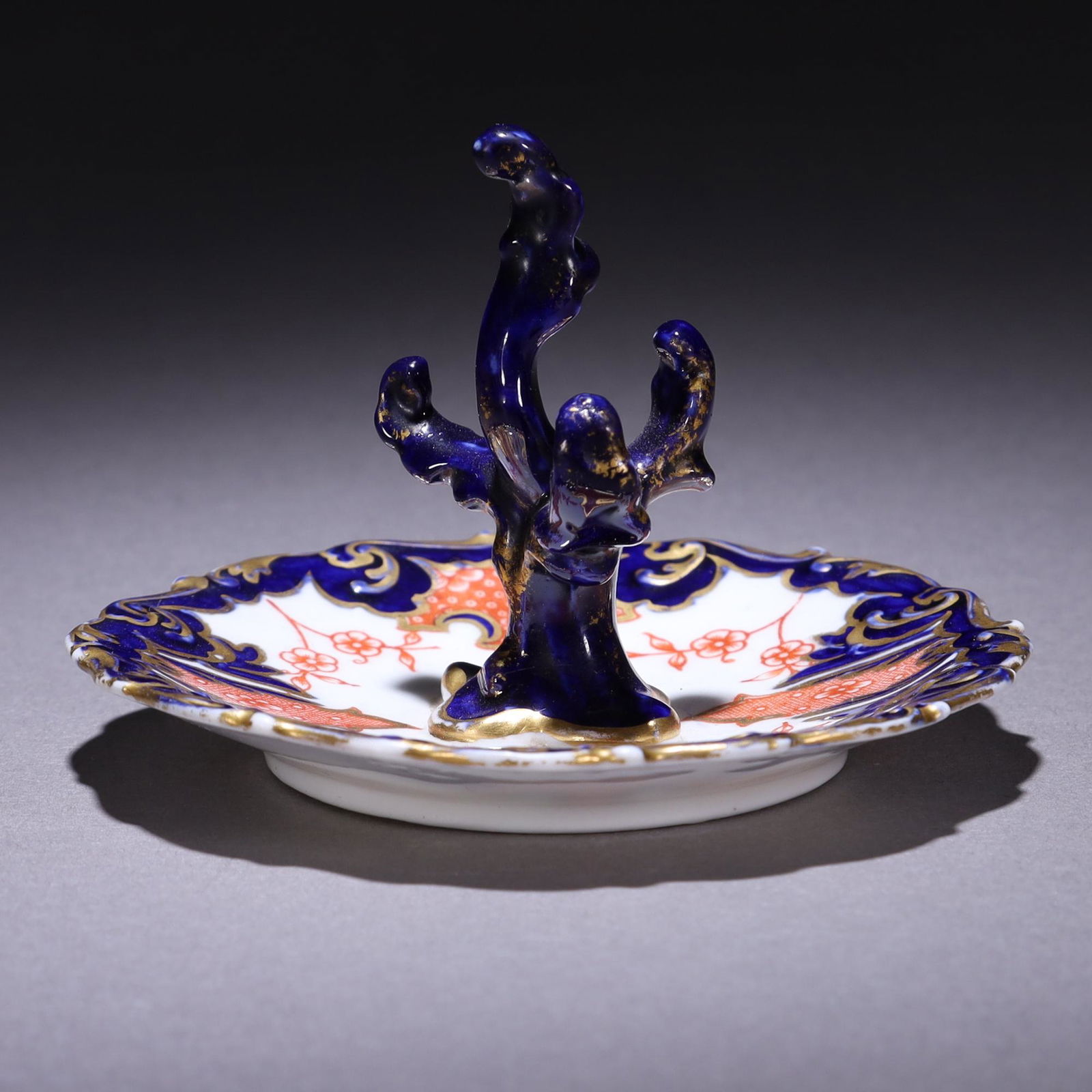 Royal Crown Derby Fine Porcelain Ring Holder (1 of 6)