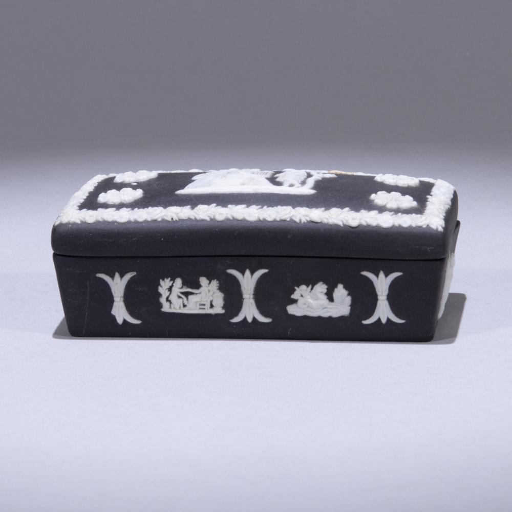 Wedgwood Black Basalt Neoclassical Box: 95 x 50 x 35mm. Please carefully study all photographs to get an accurate idea of the object. In good condition, as seen. Shipping is in-house and we ship internationally to US and rest of the world. 