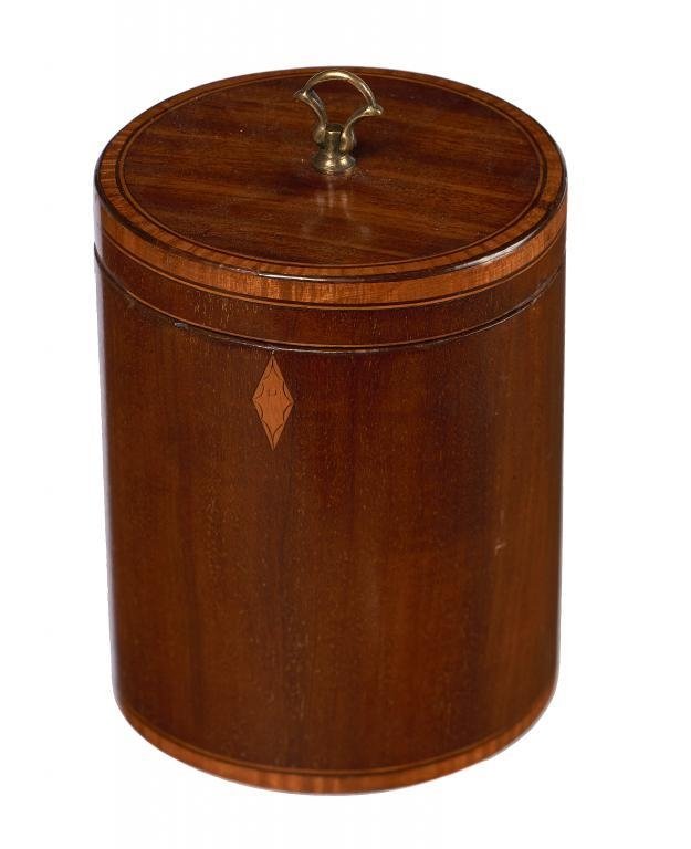 Wooden Tea Caddy (1 of 1)
