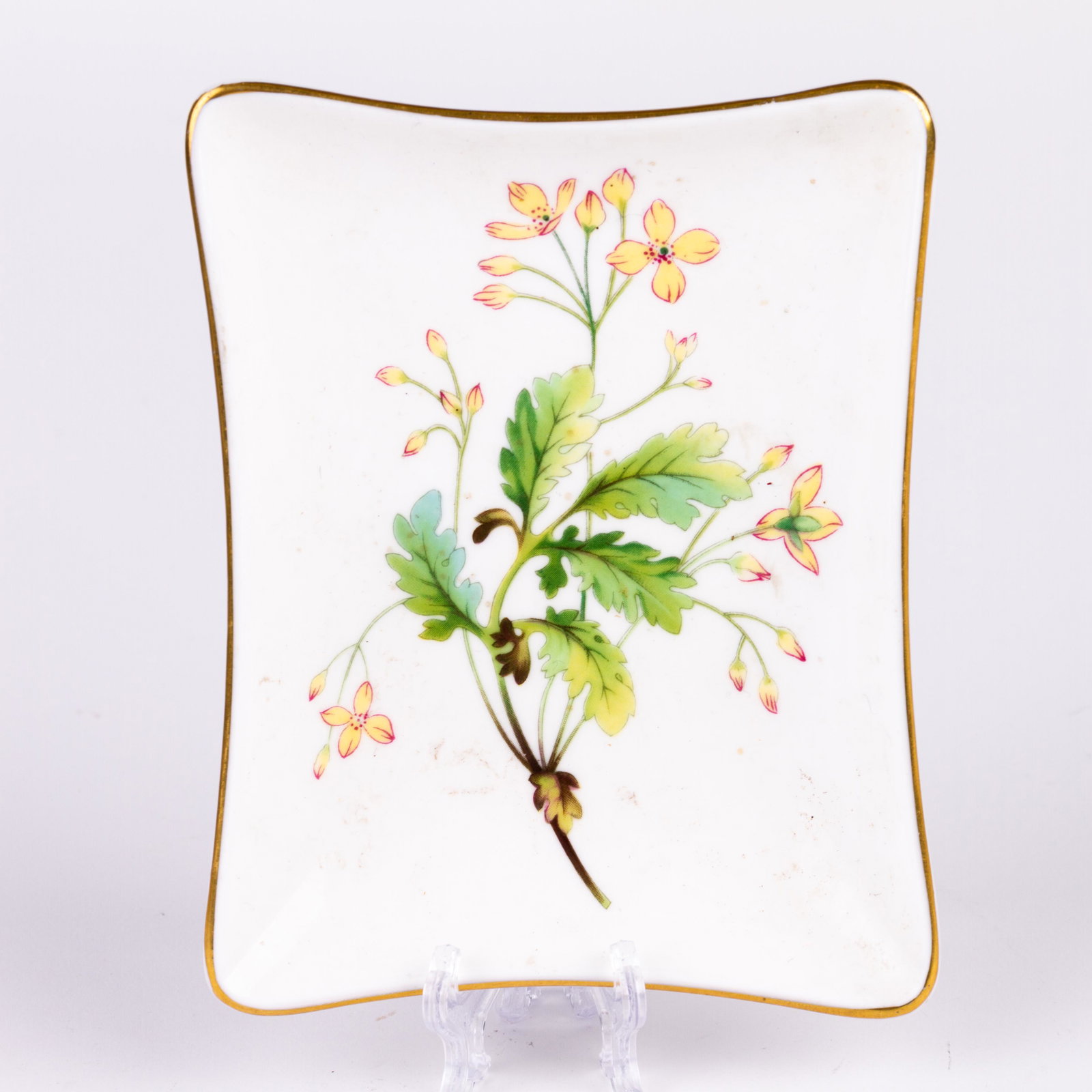Minton Fine Porcelain Floral Dish: DIMENSIONS APPROX 13x10x2.5CM. Please carefully study all photographs to get an accurate idea of the object. In good condition, as seen. Shipping is in-house and we ship internationally to US and rest
