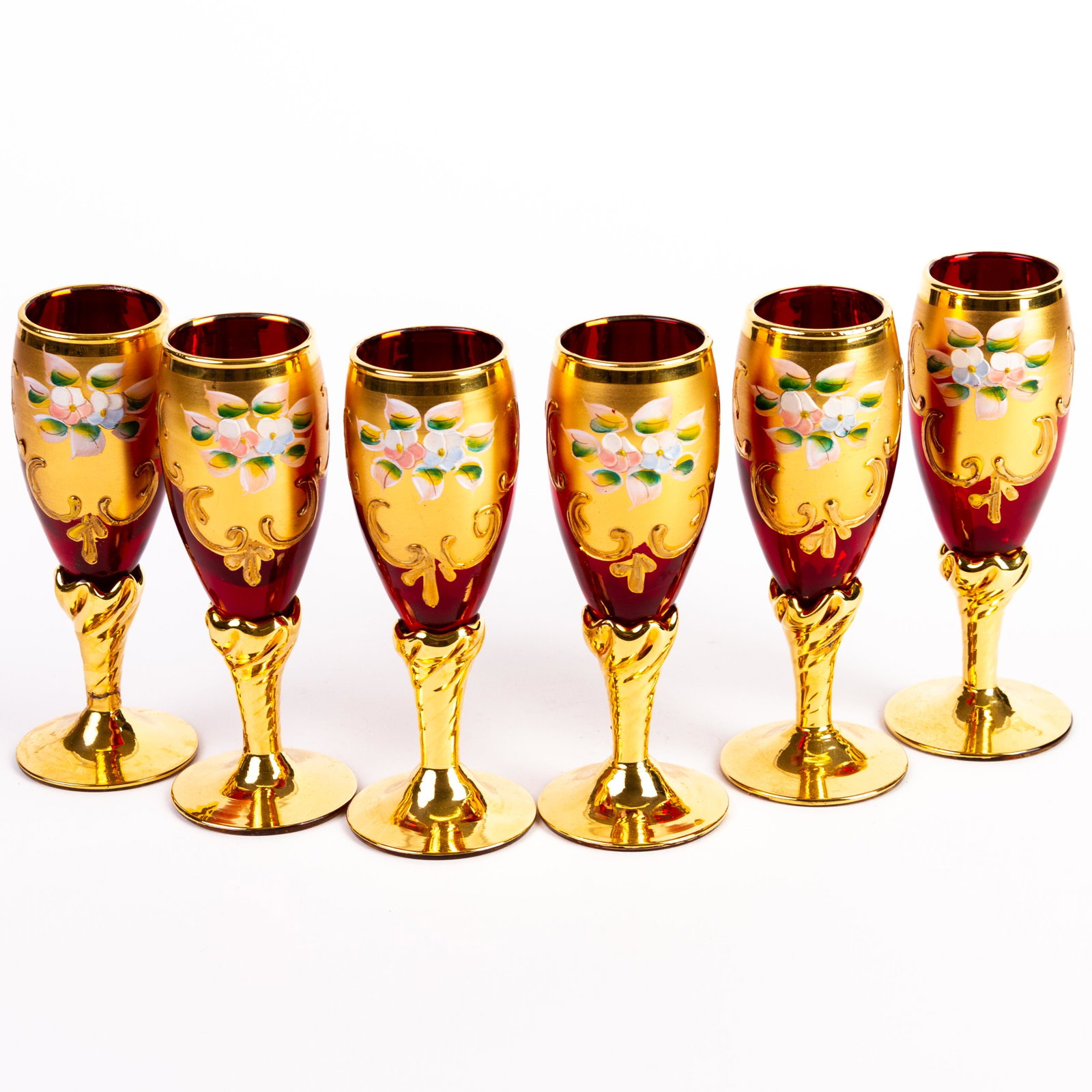 Murano Venetian Glass 24KT Gold Enamel Ruby Glasses: DIMENSIONS APPROX 5x5x13CM. Please carefully study all photographs to get an accurate idea of the object. In good condition, as seen. Shipping is in-house and we ship internationally to US and rest of
