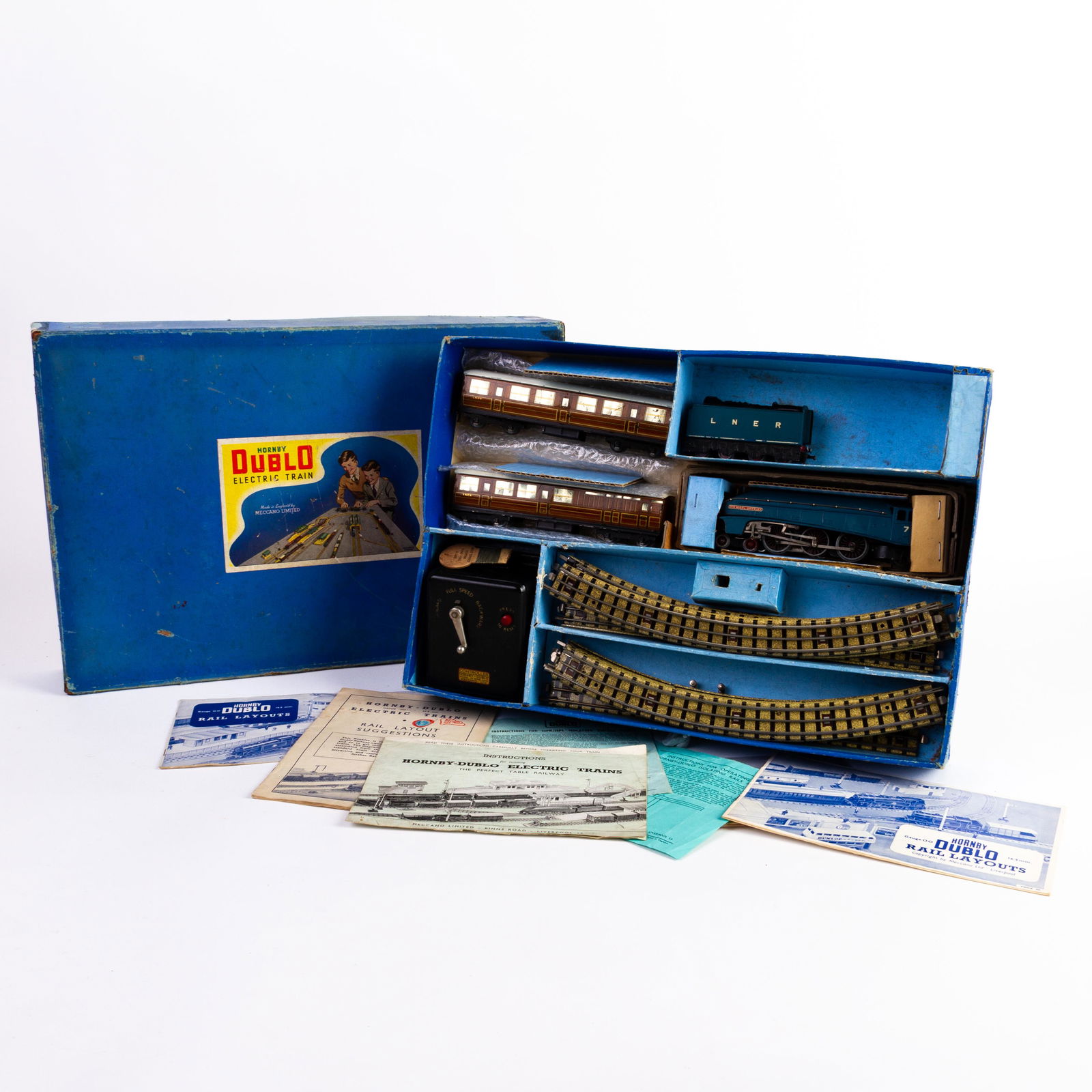 Hornby Dublo Electric Train Set 1950s (1 of 8)