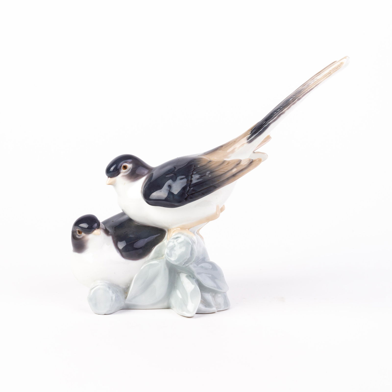 Lladro Fine Porcelain Swallows Birds Group 4667 (1 of 5)
