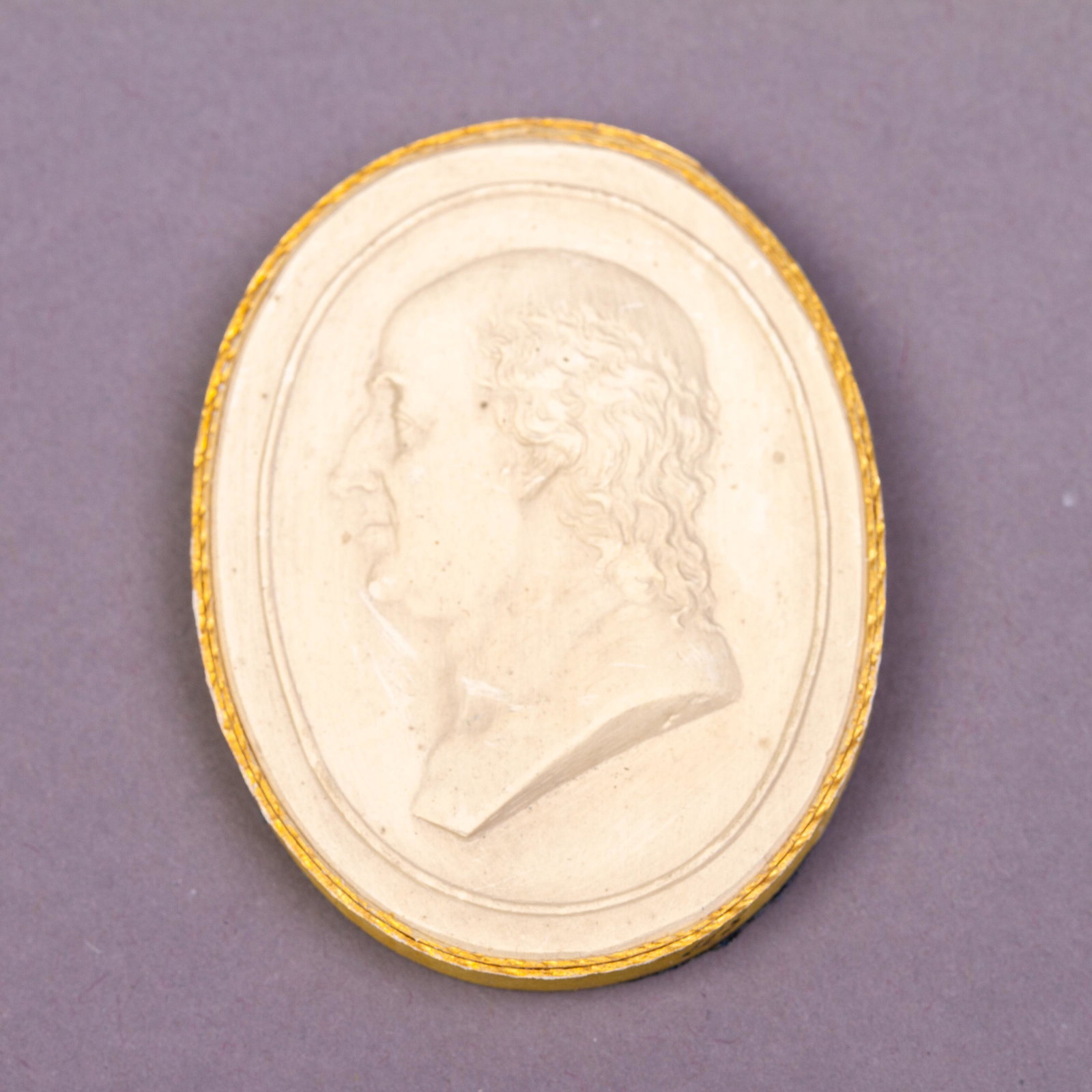 Grand Tour Plaster Cameo Intaglio 19th Century Portrait: DIMENSIONS APPROX 6.5x5x1CM. Please carefully study all photographs to get an accurate idea of the object. In good condition, as seen. Shipping is in-house and we ship internationally to US and rest o