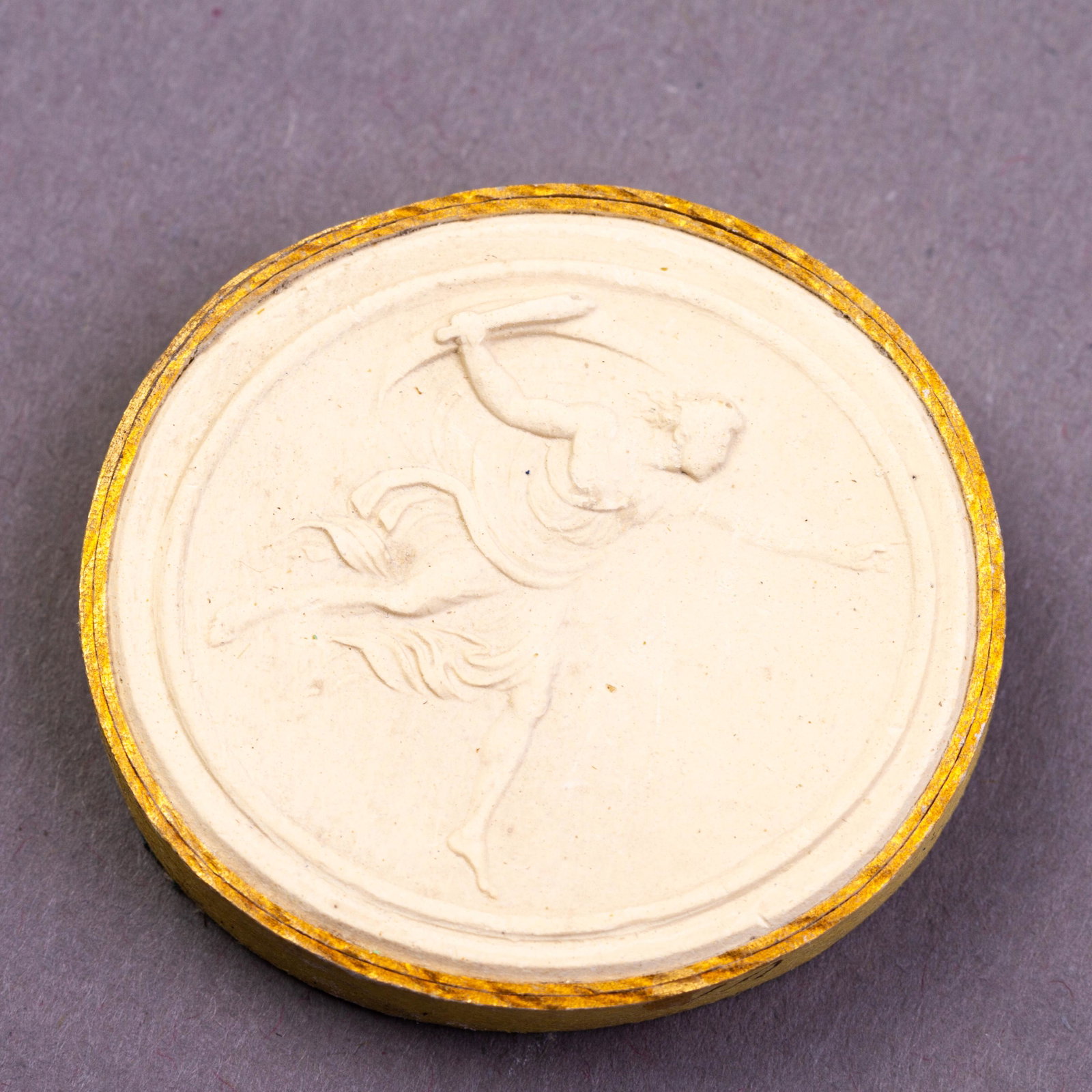 Grand Tour Plaster Cameo Intaglio 19th Century Portrait: DIMENSIONS APPROX 3.5x3x1CM. Please carefully study all photographs to get an accurate idea of the object. In good condition, as seen. Shipping is in-house and we ship internationally to US and rest o