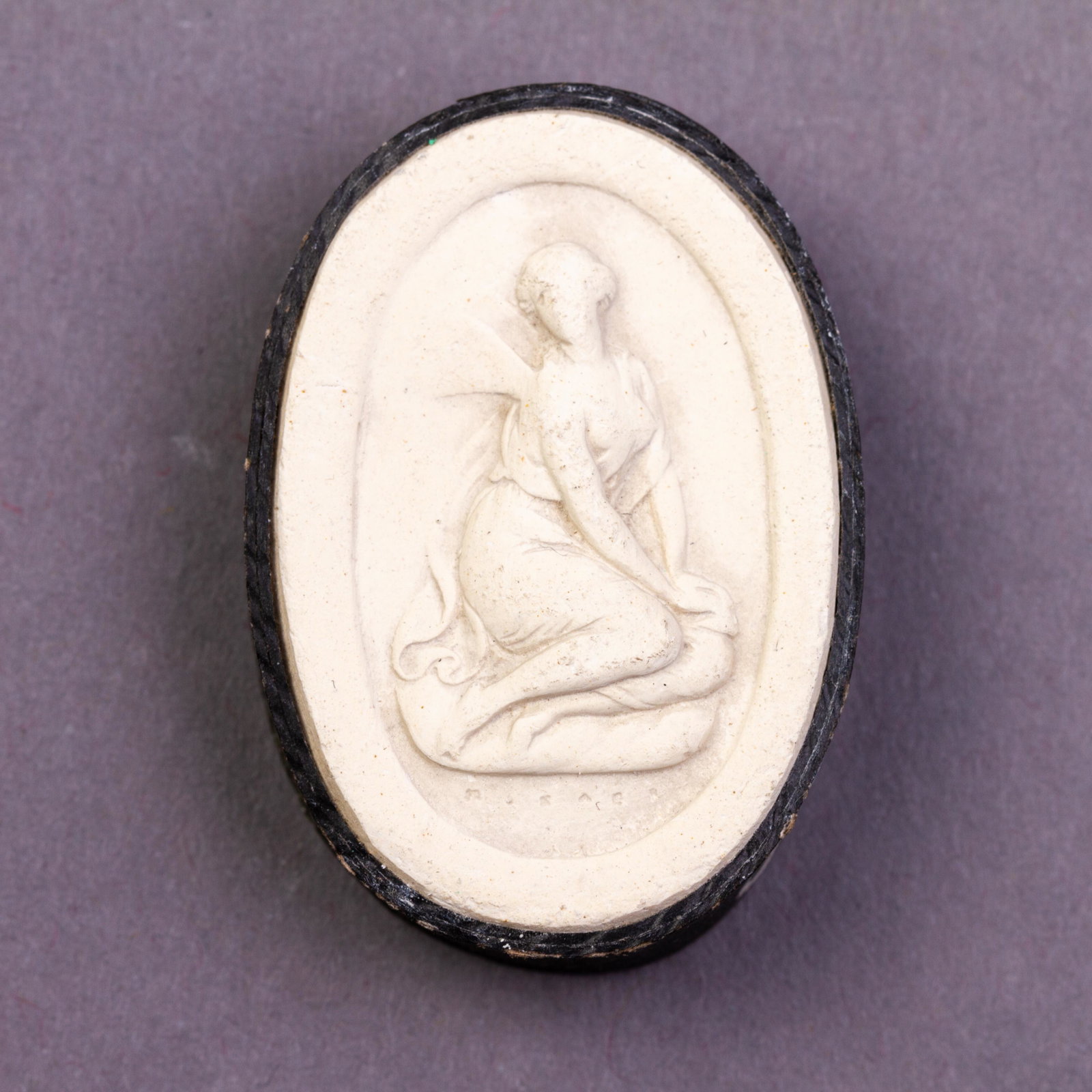 Grand Tour Plaster Cameo Intaglio 19th Century Portrait: DIMENSIONS APPROX 3.5x3x1CM. Please carefully study all photographs to get an accurate idea of the object. In good condition, as seen. Shipping is in-house and we ship internationally to US and rest o
