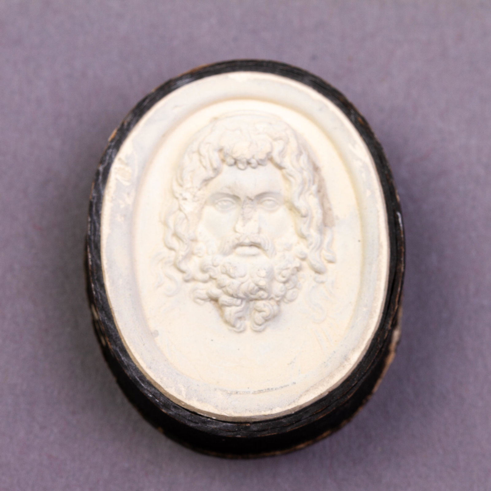 Grand Tour Plaster Cameo Intaglio 19th Century Portrait: DIMENSIONS APPROX 3x2.5x1CM. Please carefully study all photographs to get an accurate idea of the object. In good condition, as seen. Shipping is in-house and we ship internationally to US and rest o