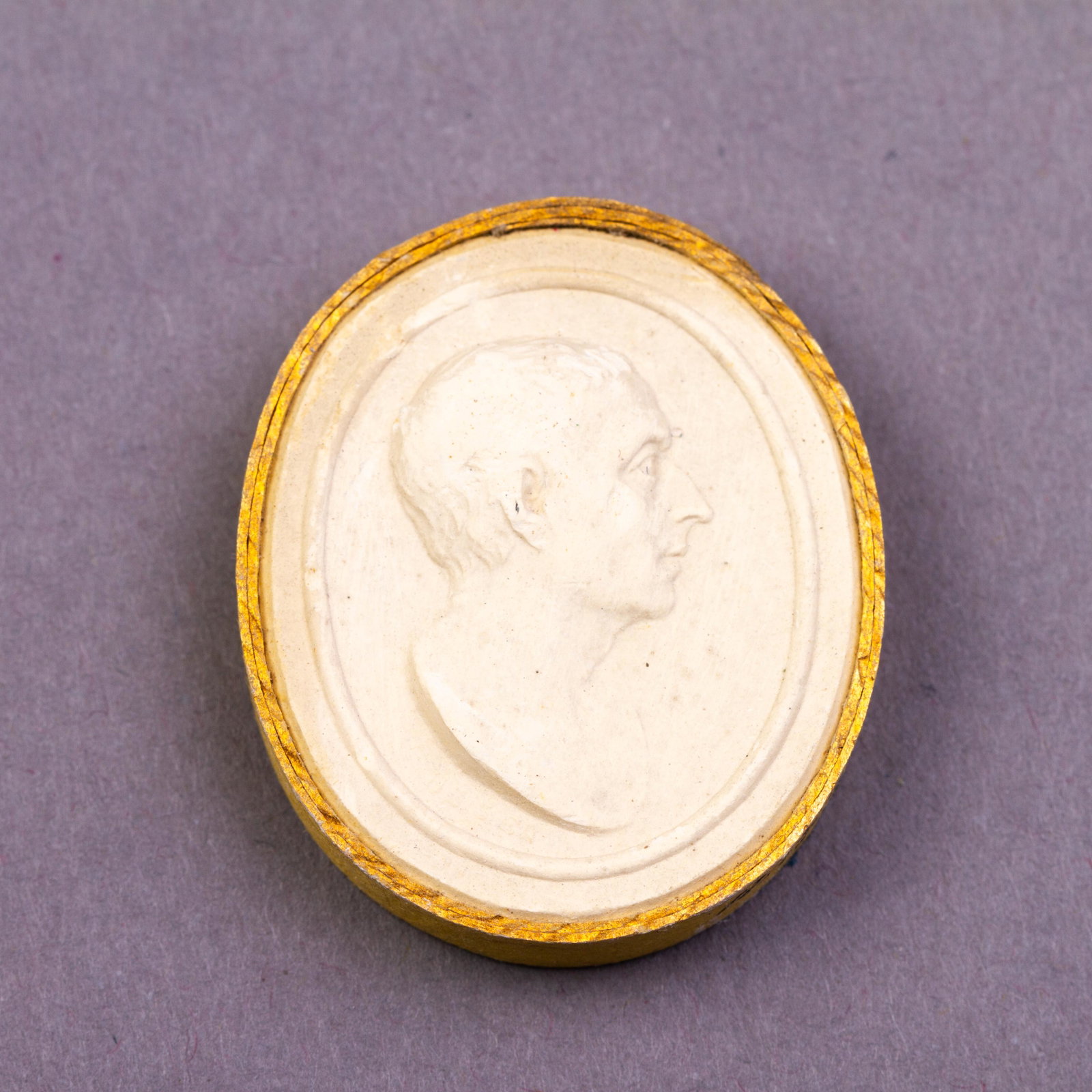 Grand Tour Plaster Cameo Intaglio 19th Century Portrait: DIMENSIONS APPROX 3x2.5x1CM. Please carefully study all photographs to get an accurate idea of the object. In good condition, as seen. Shipping is in-house and we ship internationally to US and rest o