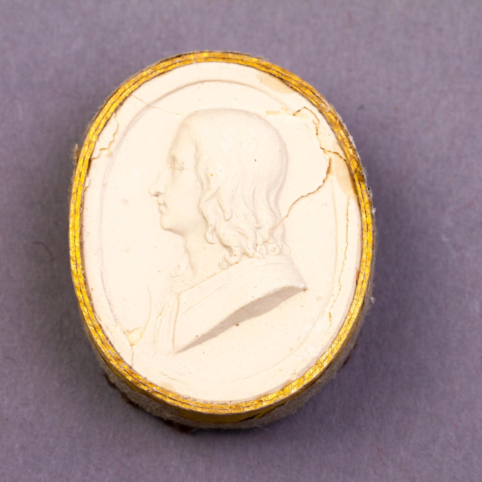 Grand Tour Plaster Cameo Intaglio 19th Century Portrait: DIMENSIONS APPROX 3x2.5x1CM. Please carefully study all photographs to get an accurate idea of the object. In good condition, as seen. Shipping is in-house and we ship internationally to US and rest o
