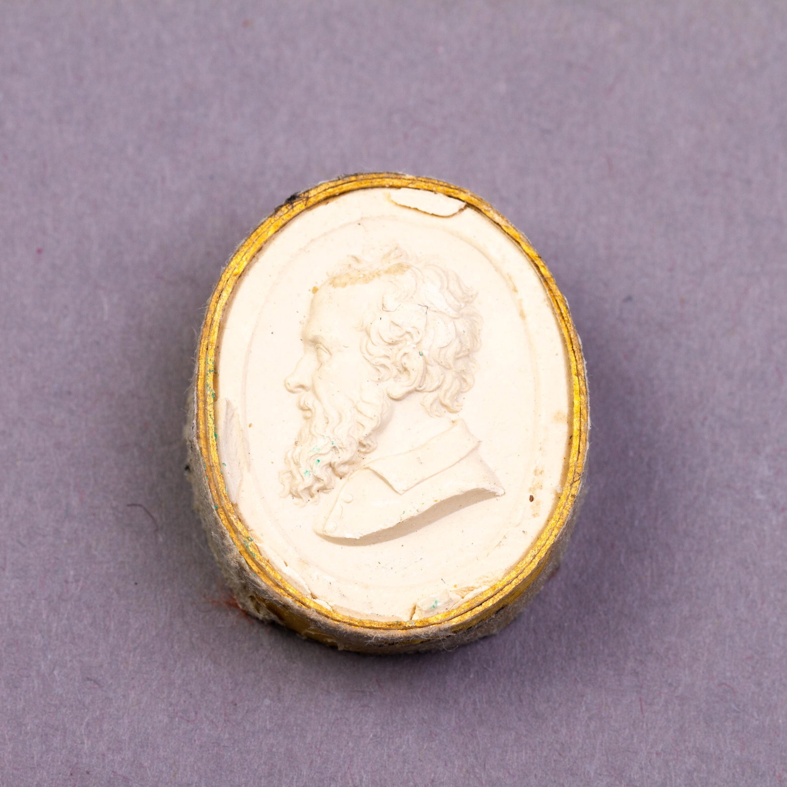 Grand Tour Plaster Cameo Intaglio 19th Century Portrait: DIMENSIONS APPROX 3x2.5x1CM. Please carefully study all photographs to get an accurate idea of the object. In good condition, as seen. Shipping is in-house and we ship internationally to US and rest o