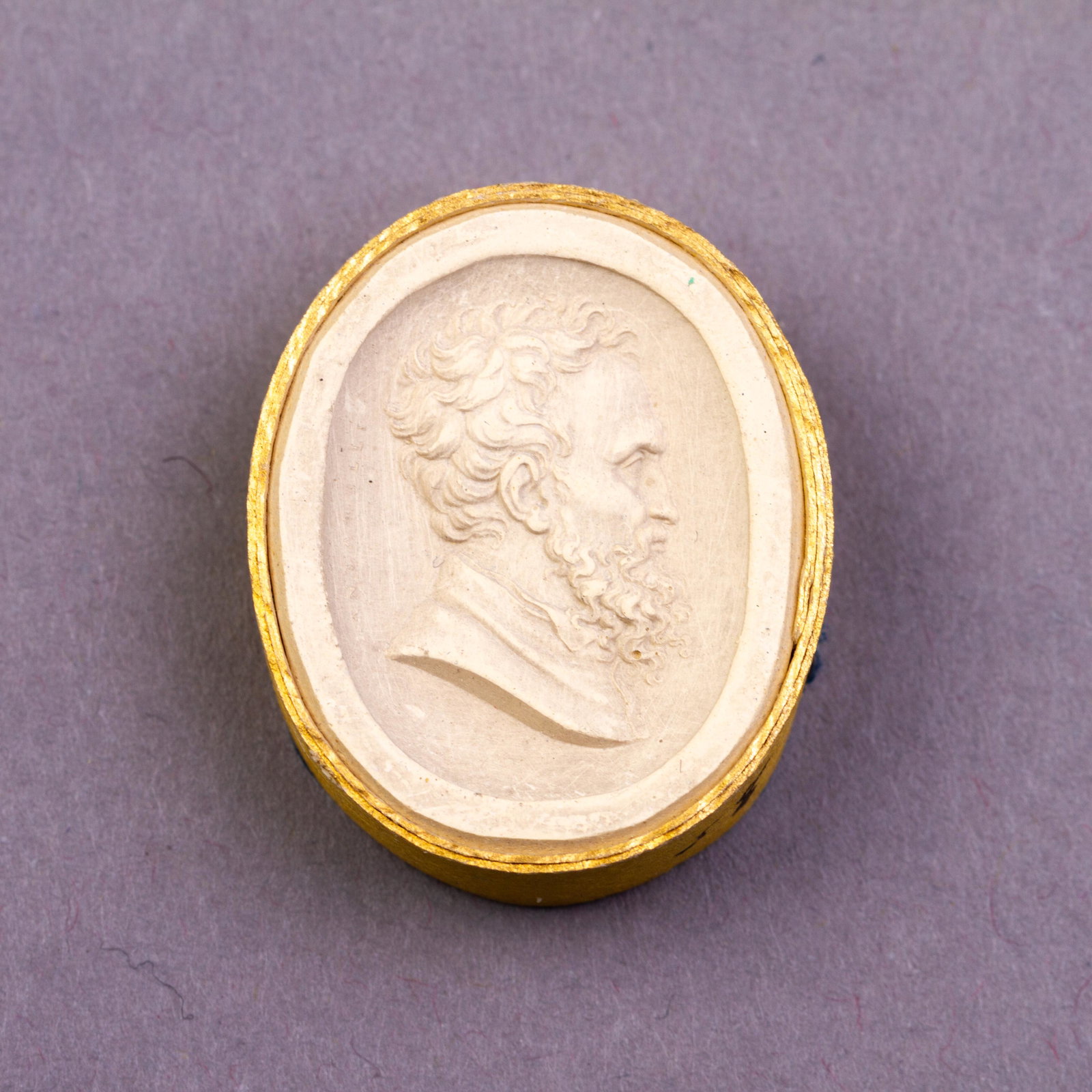 Grand Tour Plaster Cameo Intaglio 19th Century Portrait: DIMENSIONS APPROX 3x2.5x1CM. Please carefully study all photographs to get an accurate idea of the object. In good condition, as seen. Shipping is in-house and we ship internationally to US and rest o