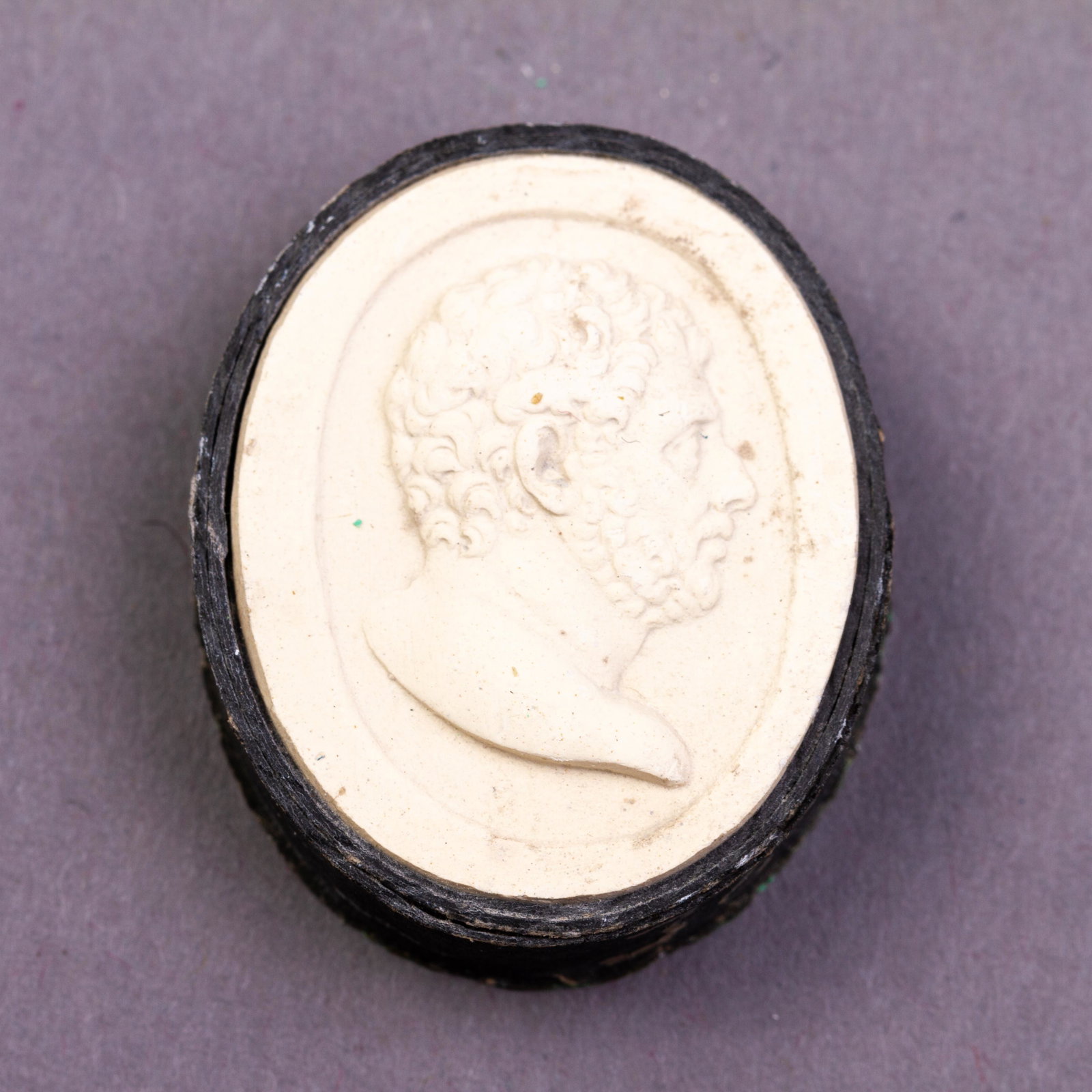 Grand Tour Plaster Cameo Intaglio 19th Century Portrait: DIMENSIONS APPROX 3x2.5x1CM. Please carefully study all photographs to get an accurate idea of the object. In good condition, as seen. Shipping is in-house and we ship internationally to US and rest o