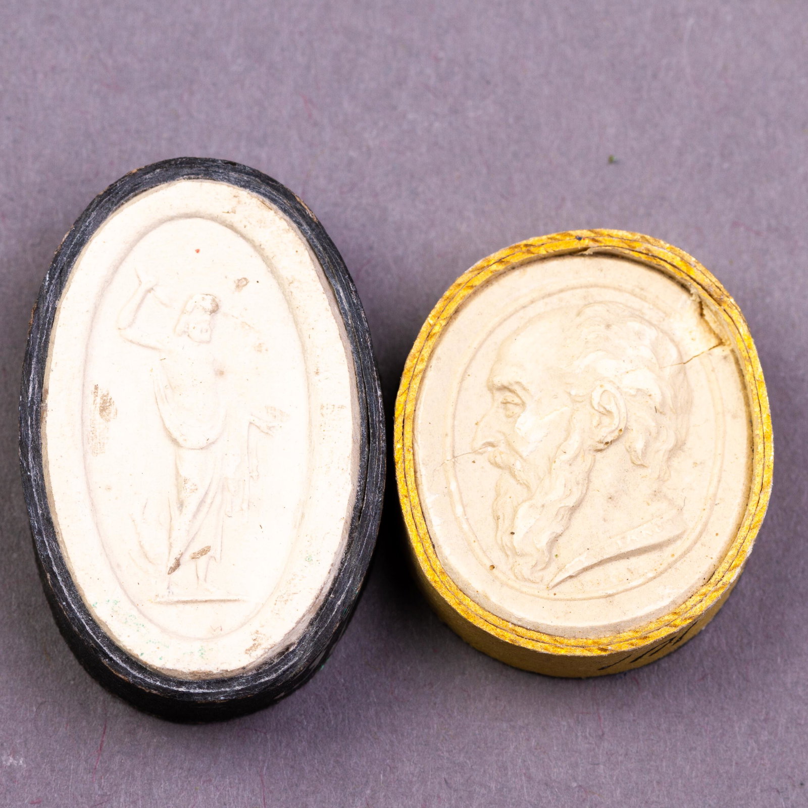 Grand Tour Plaster Cameo Intaglio 19th Century Portraits: DIMENSIONS APPROX 2x2.5x1CM. Please carefully study all photographs to get an accurate idea of the object. In good condition, as seen. Shipping is in-house and we ship internationally to US and rest o