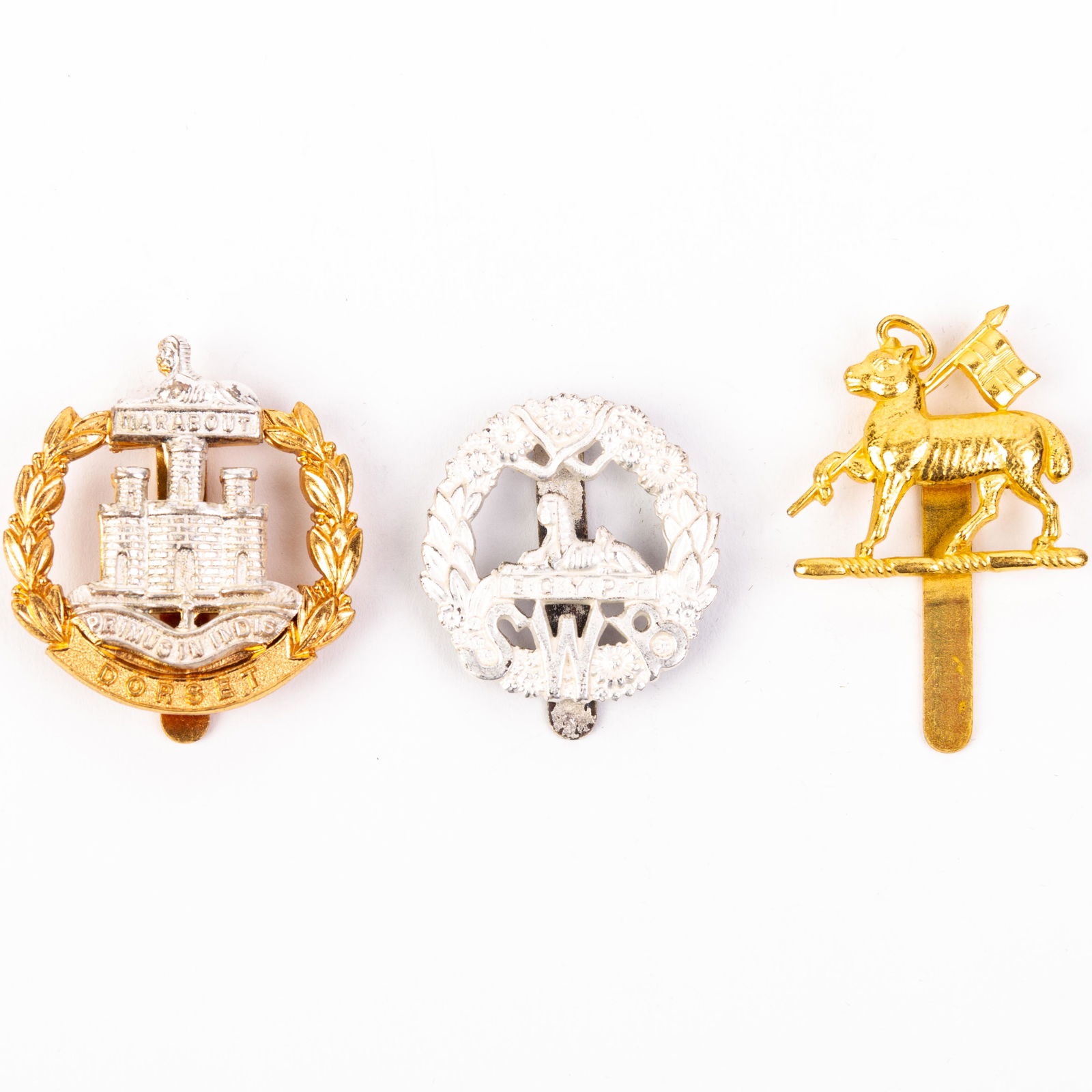 WWII British Infantry Regiment Cap Badges (x3) (1 of 5)