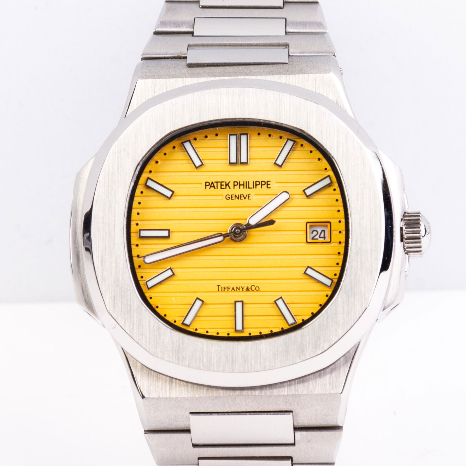 Repro Patek Philippe Tiffany & Co Nautilus Watch (1 of 10)