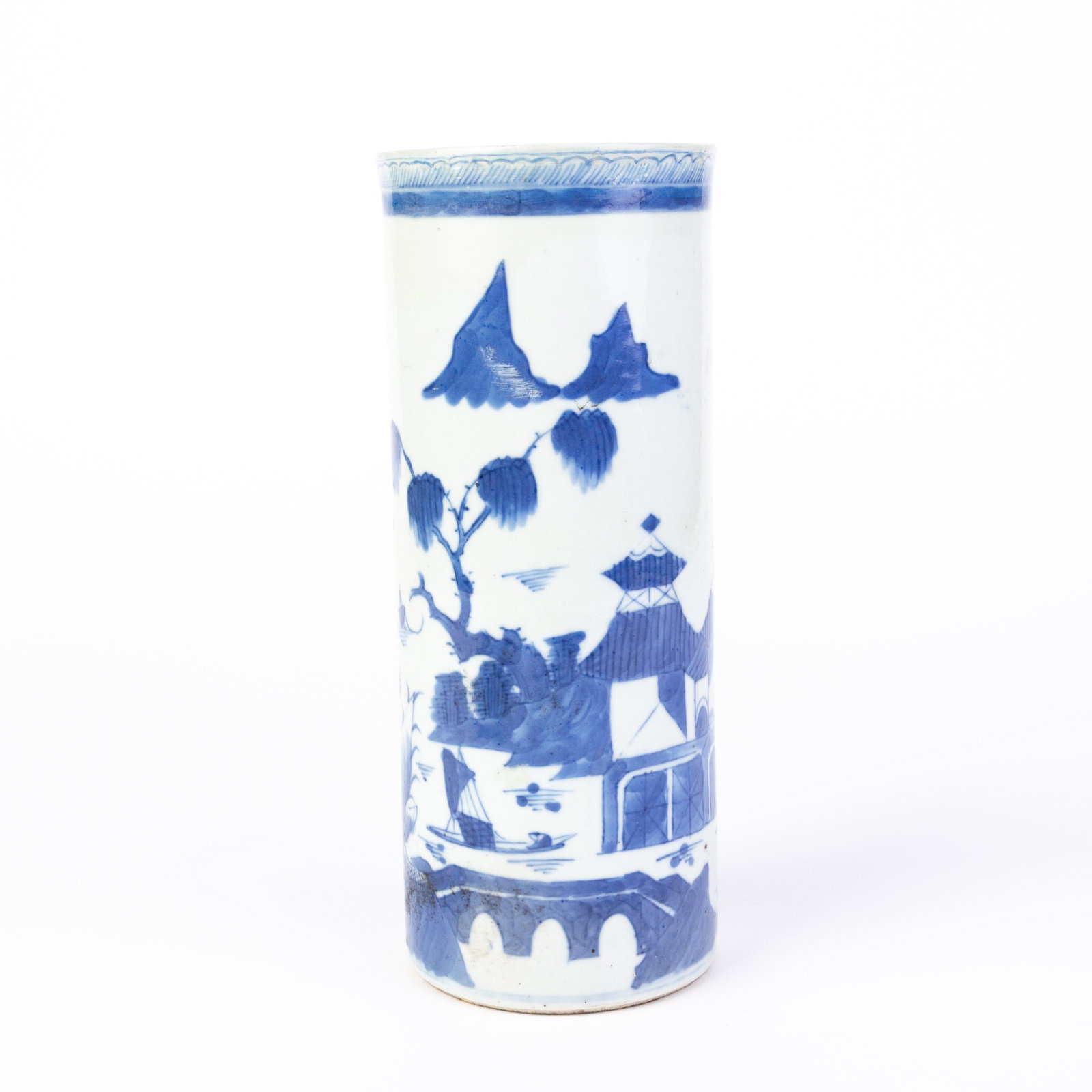 Chinese Blue & White Porcelain Brush Pot: DIMENSIONS APPROX 24.5x10x10CM. Please carefully study all photographs to get an accurate idea of the object. In good condition, as seen. Shipping is in-house and we ship internationally to US and res