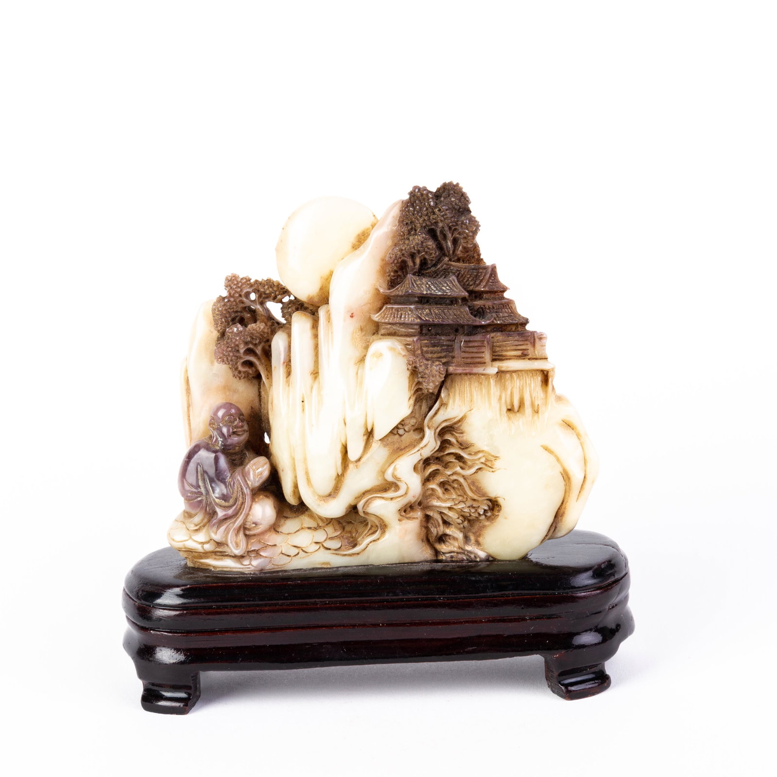 Chinese Carved Soapstone Seal Sculpture: DIMENSIONS APPROX 12x12x4CM. Please carefully study all photographs to get an accurate idea of the object. In good condition, as seen. Shipping is in-house and we ship internationally to US and rest o