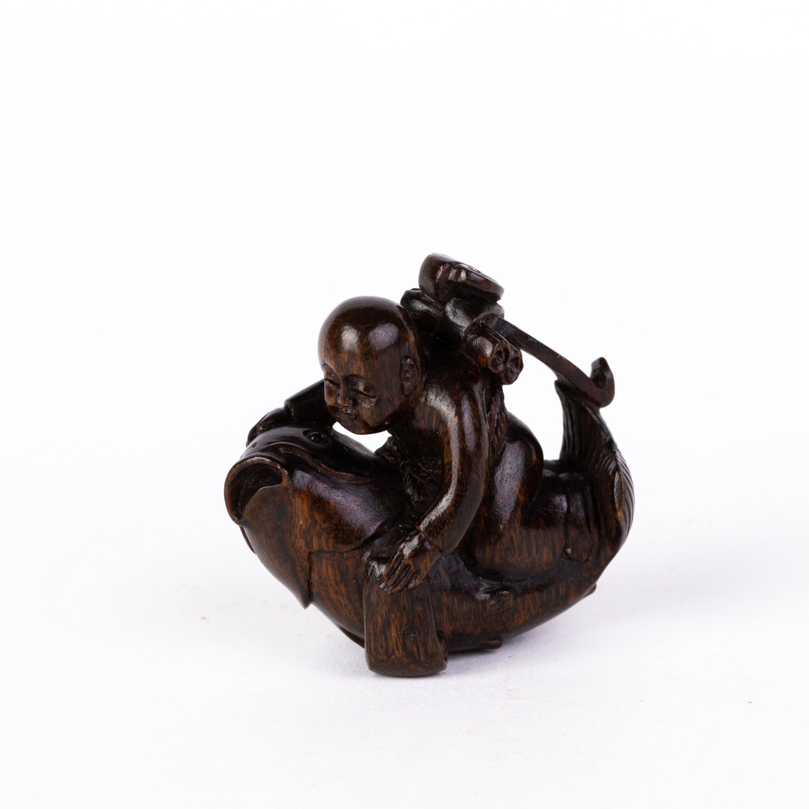 Signed Japanese Carved Wood Netsuke Inro: DIMENSIONS APPROX 4.5x4.5x3CM. Please carefully study all photographs to get an accurate idea of the object. In good condition, as seen. Shipping is in-house and we ship internationally to US and rest