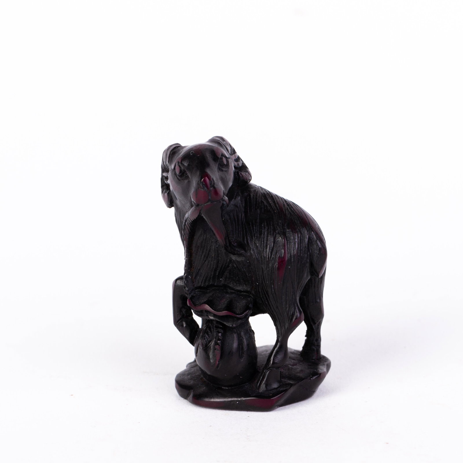 Japanese Carved Wood Netsuke Inro: DIMENSIONS APPROX 4.5x2.5x2.5CM. Please carefully study all photographs to get an accurate idea of the object. In good condition, as seen. Shipping is in-house and we ship internationally to US and re