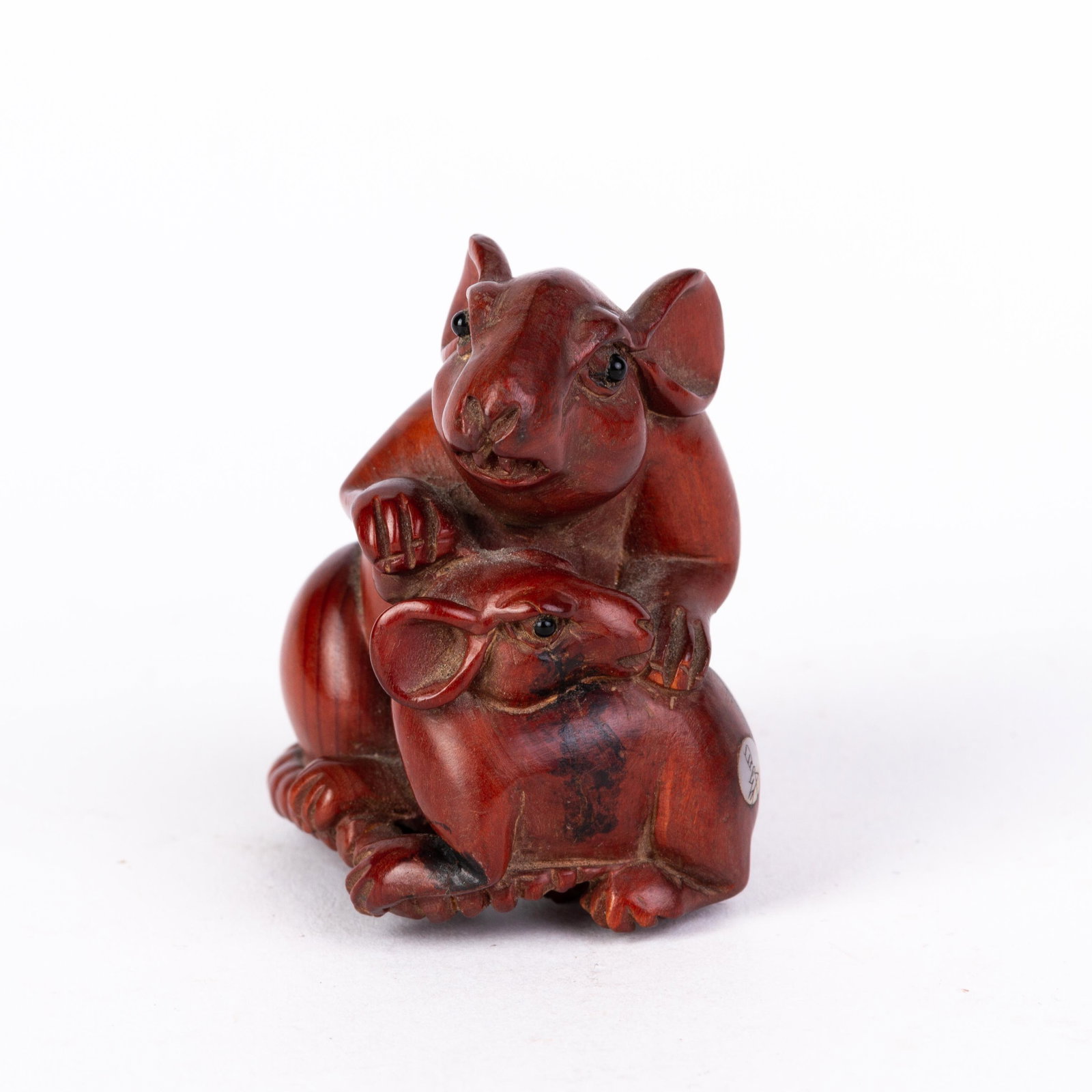 Signed Japanese Carved Wood Netsuke Inro: DIMENSIONS APPROX 4.5x4x3CM. Please carefully study all photographs to get an accurate idea of the object. In good condition, as seen. Shipping is in-house and we ship internationally to US and rest o