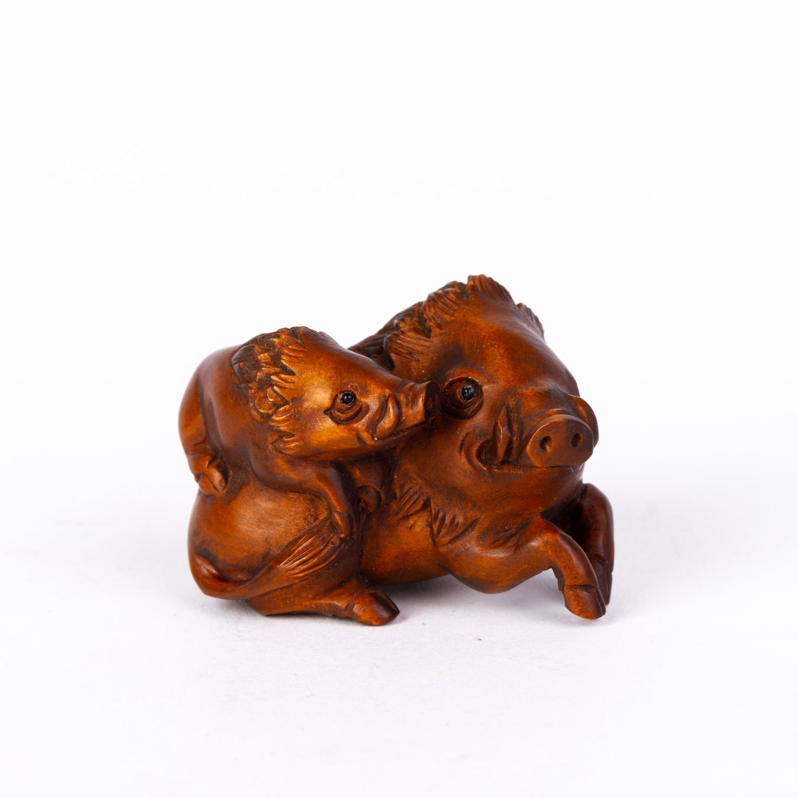 Signed Japanese Carved Wood Netsuke Inro: DIMENSIONS APPROX 5x4x3CM. Please carefully study all photographs to get an accurate idea of the object. In good condition, as seen. Shipping is in-house and we ship internationally to US and rest of 