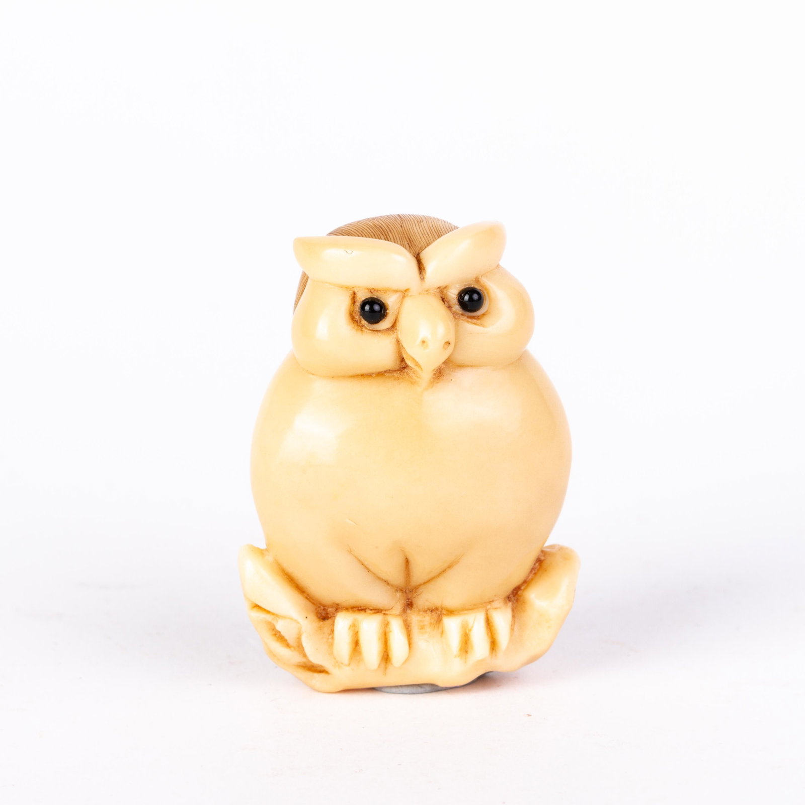 Signed Japanese Carved Tagua Nut Netsuke Inro: DIMENSIONS APPROX 4x4x2.5CM. Please carefully study all photographs to get an accurate idea of the object. In good condition, as seen. Shipping is in-house and we ship internationally to US and rest o