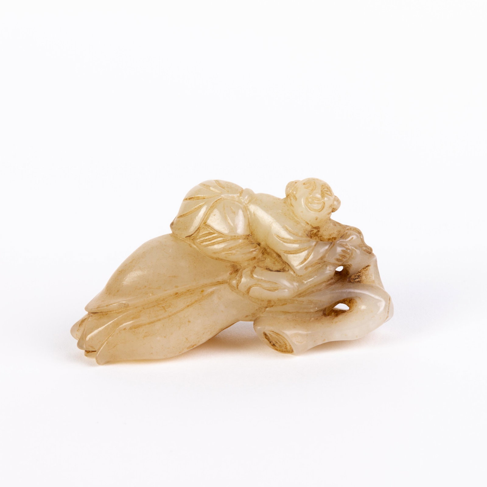 Chinese Russet Jade Carving: Please carefully study all photographs to get an accurate idea of the object. In good condition, as seen. Shipping is in-house and we ship internationally to US and rest of the world. You may follow o