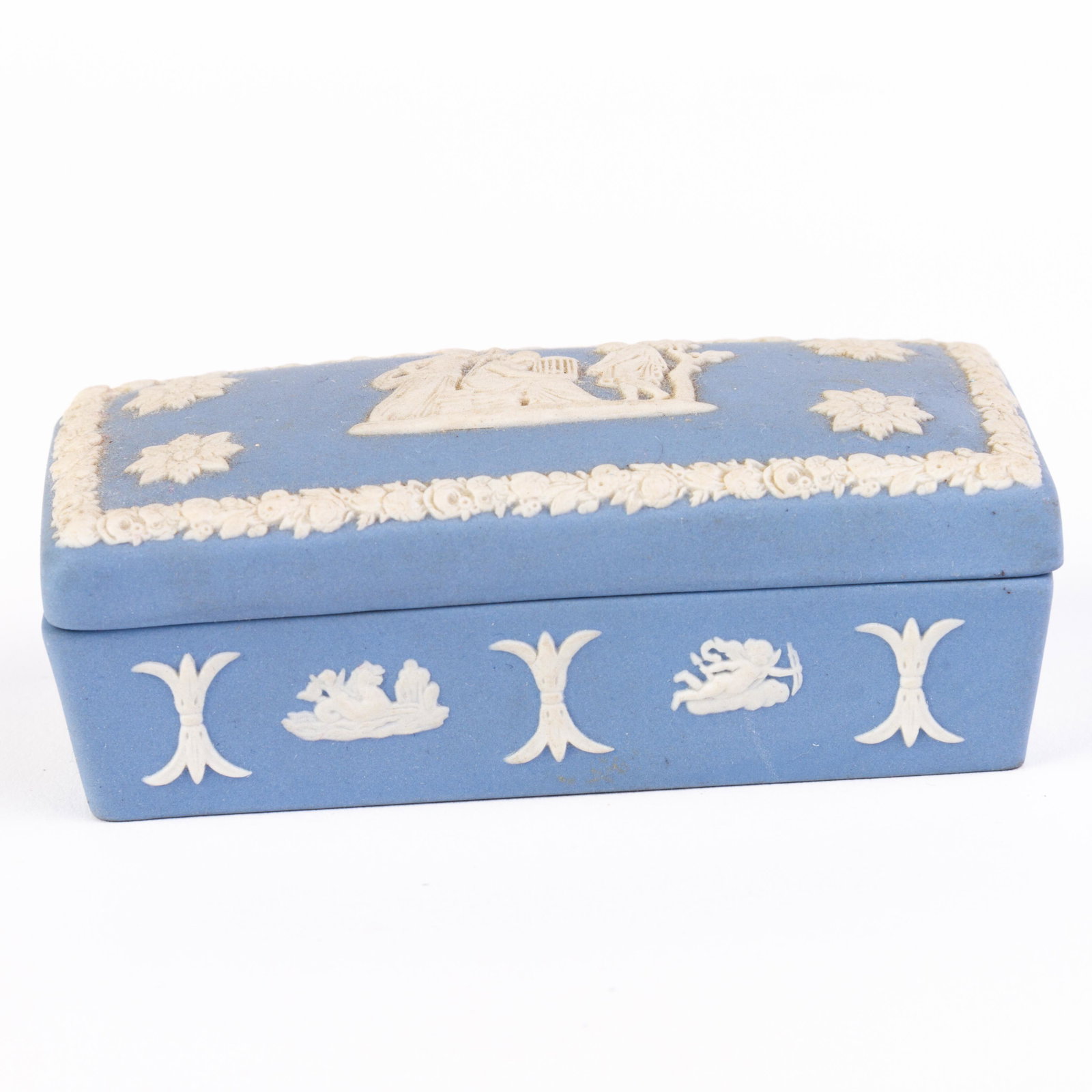 Wedgwood Blue Jasperware Neoclassical Trinket Box: DIMENSIONS APPROX 9.5x4.5x3CM. Please carefully study all photographs to get an accurate idea of the object. In good condition, as seen. Shipping is in-house and we ship internationally to US and rest