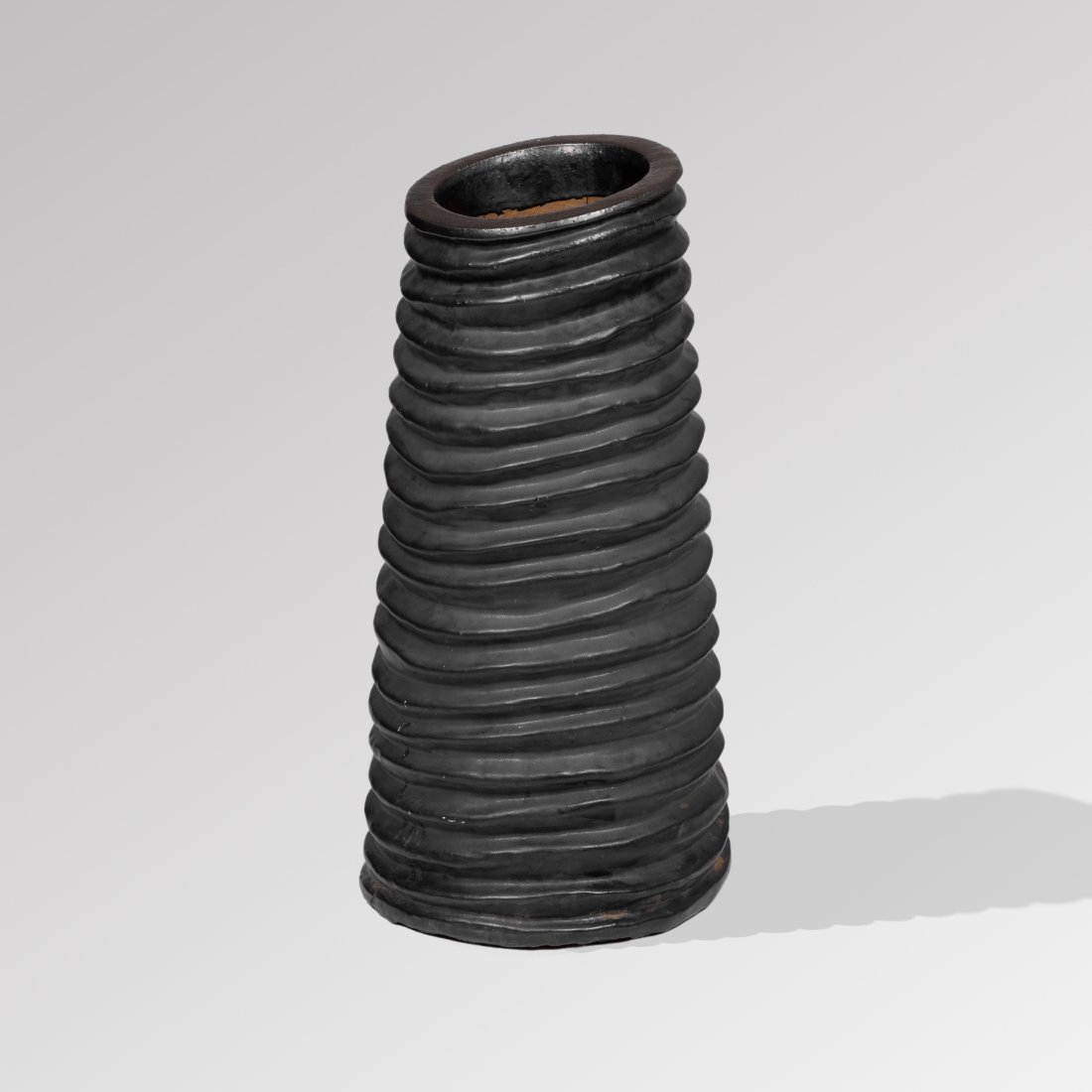 Studio Pottery, Large Corrugated Vessel (1 of 3)