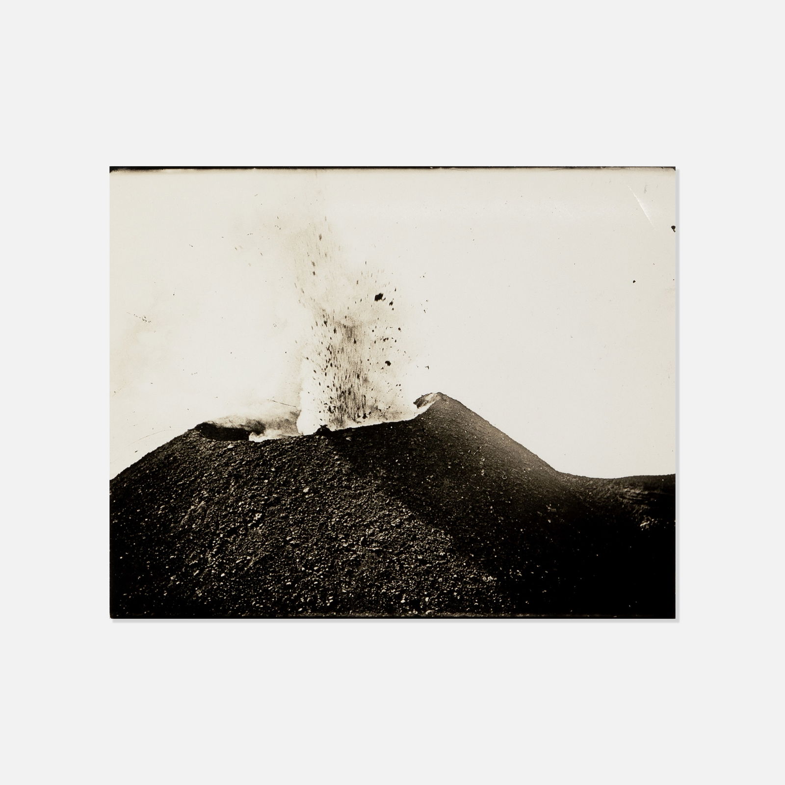 Anonymous, Photograph, Vesuvius Eruption (1 of 1)