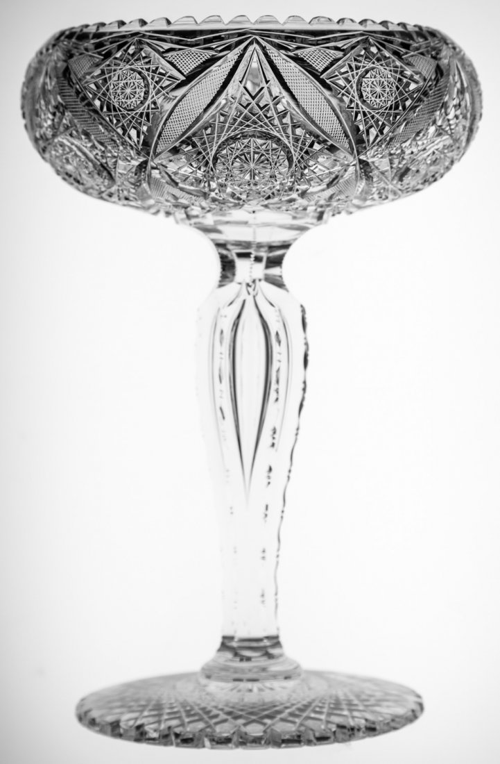 Huge Elmira No. 100 Brilliant Cut Glass Compote: Very large compote by Elmira in their always collectible No. 100 design! Great tear drop stem and scalloped hobstar base!