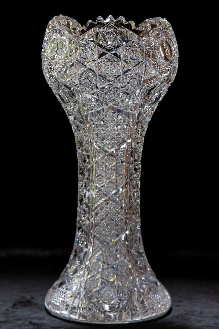 Massive Brilliant Cut Glass Hourglass Shaped Vase 14LB! (1 of 7)